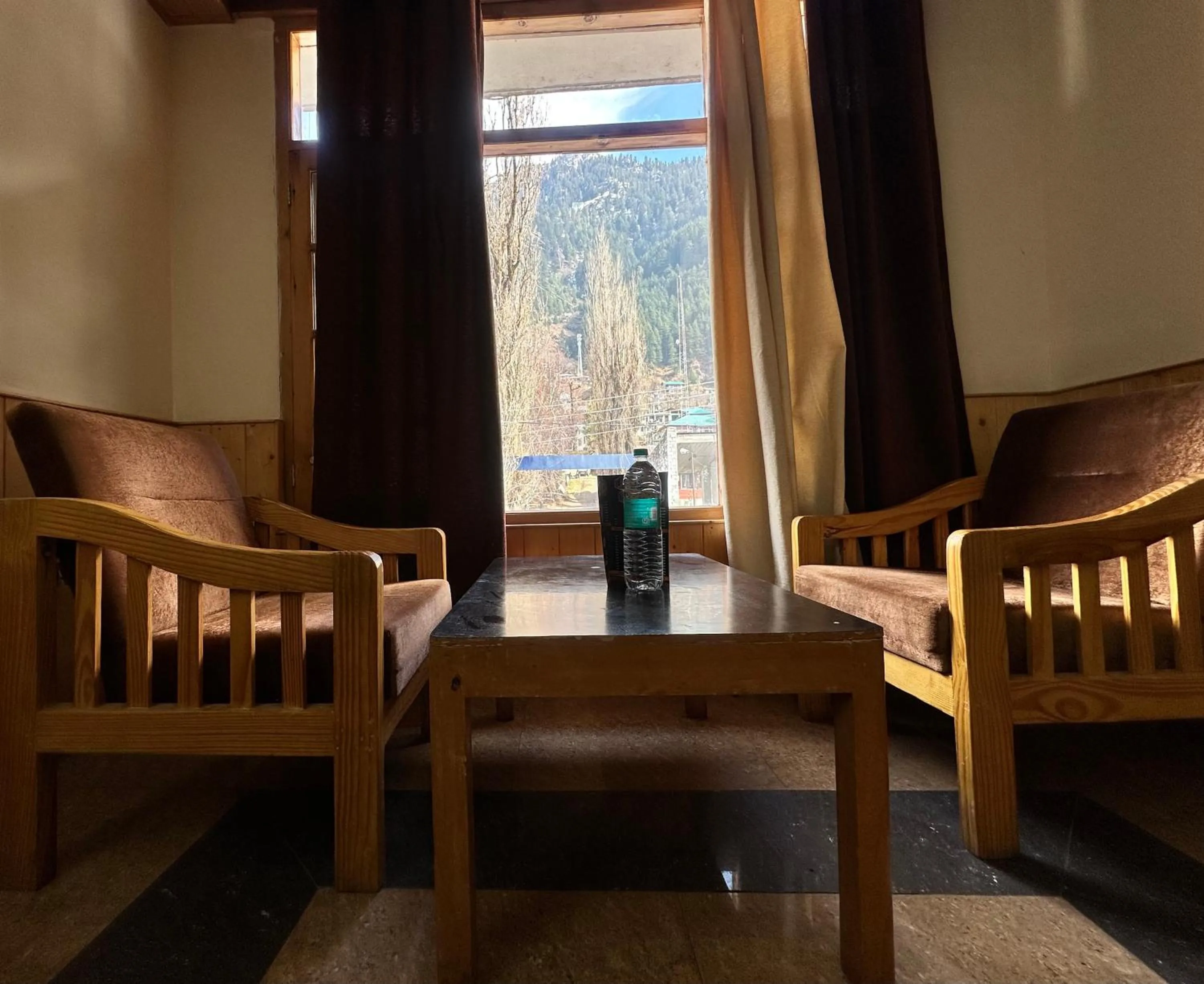 Amar Villa Manali