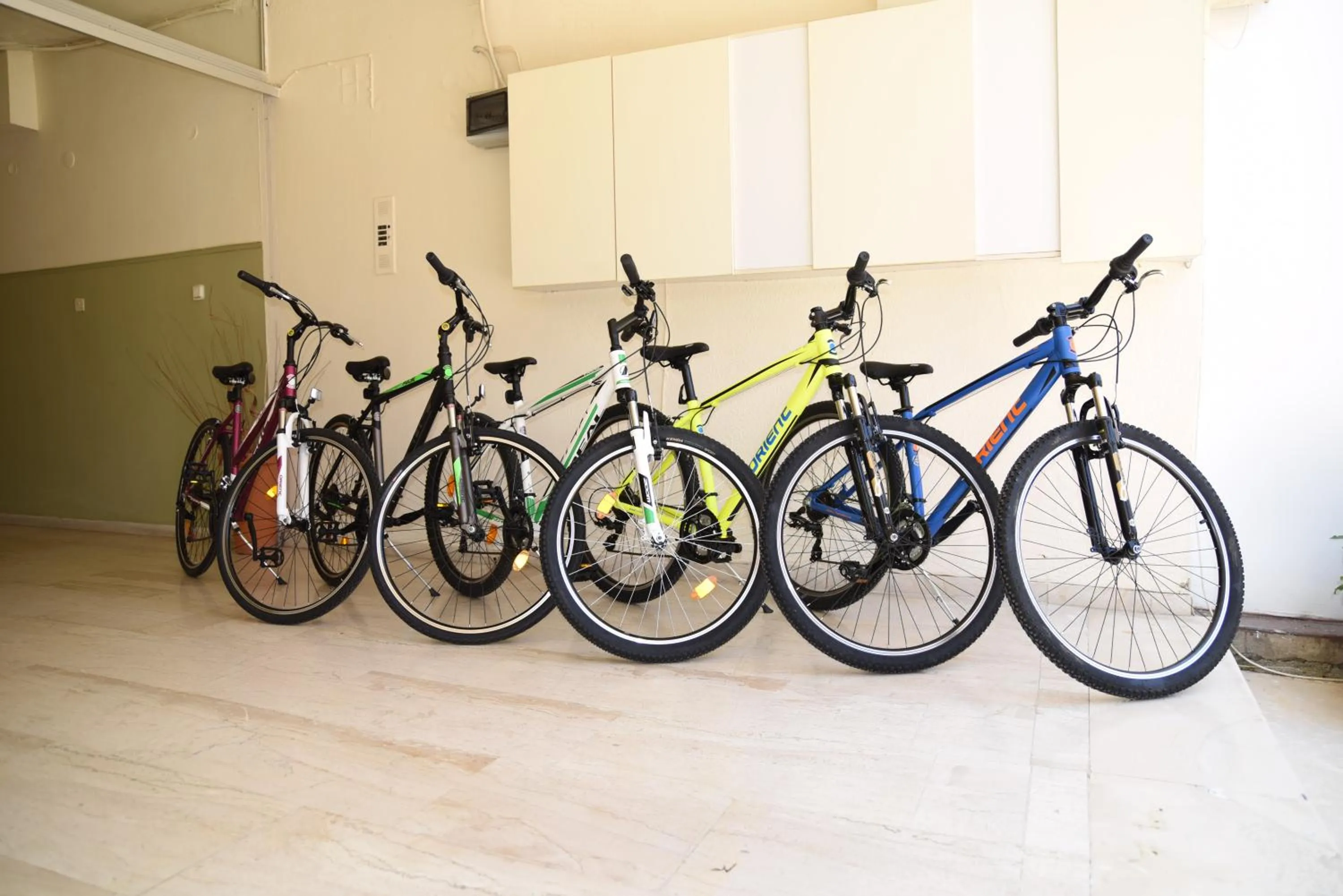 Cycling in Kavos Central