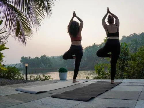 Pont Bleu Suites Riverside & Pool