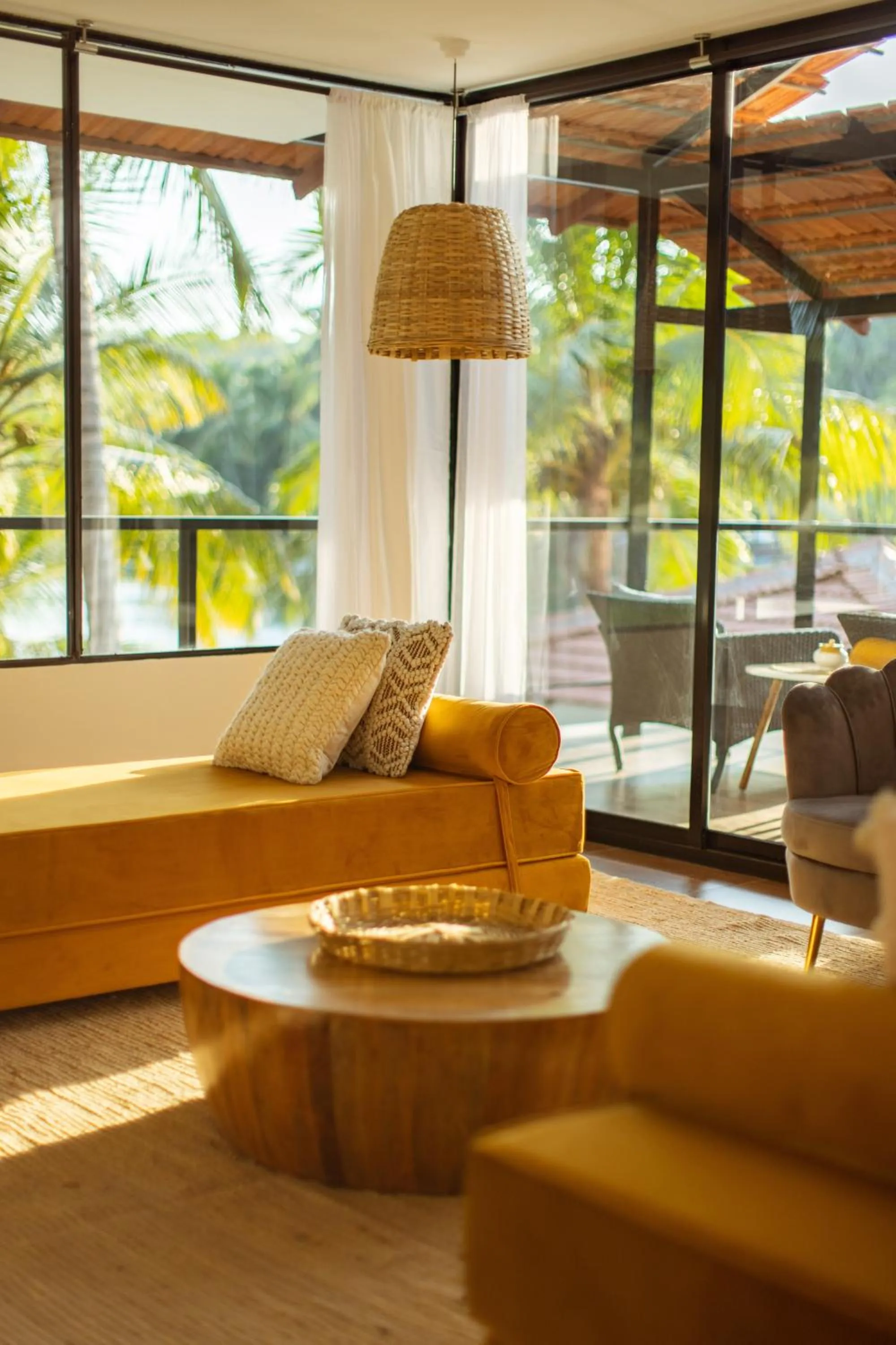 Living room in Pont Bleu Suites Riverside & Pool