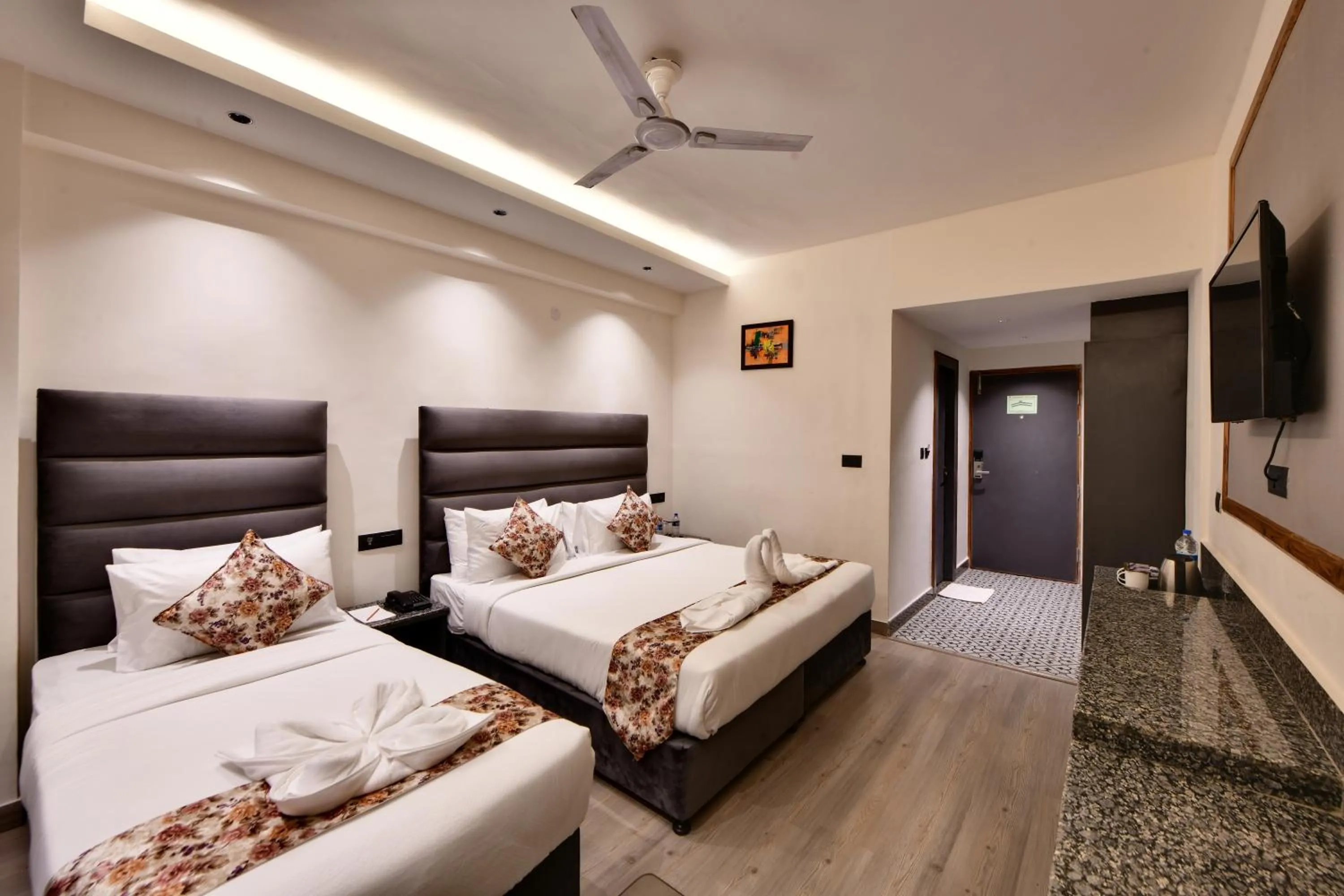 Photo of the whole room, Bed in Click Sunburry Hotel Katra