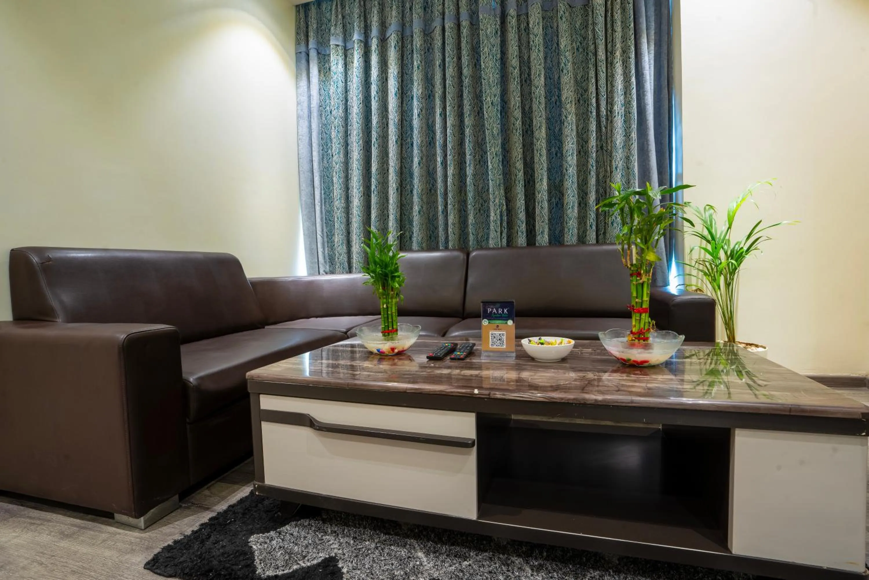 PARK SIGNATURE HOTELS - Royal Benza