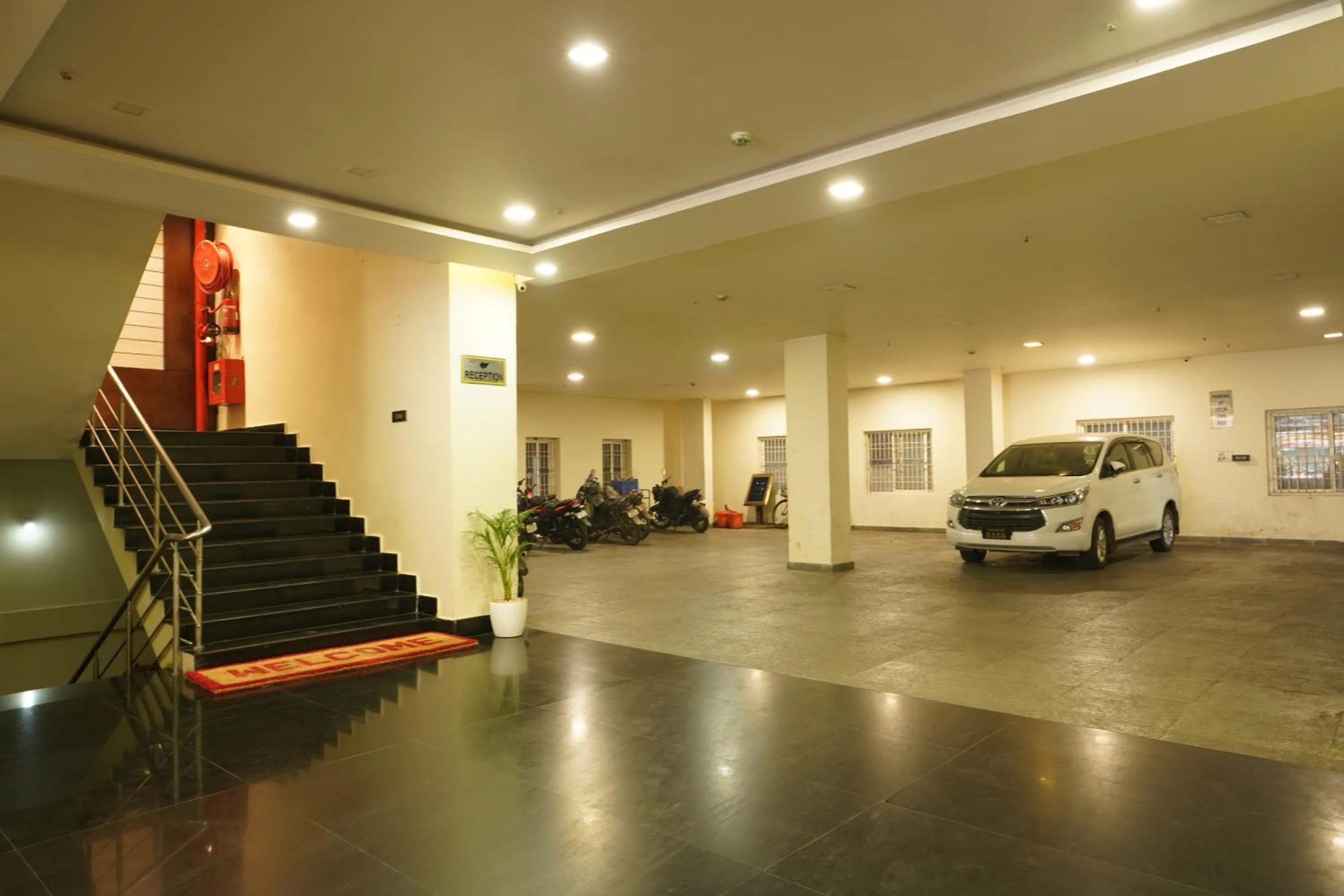 Parking in PARK SIGNATURE HOTELS - Royal Benza