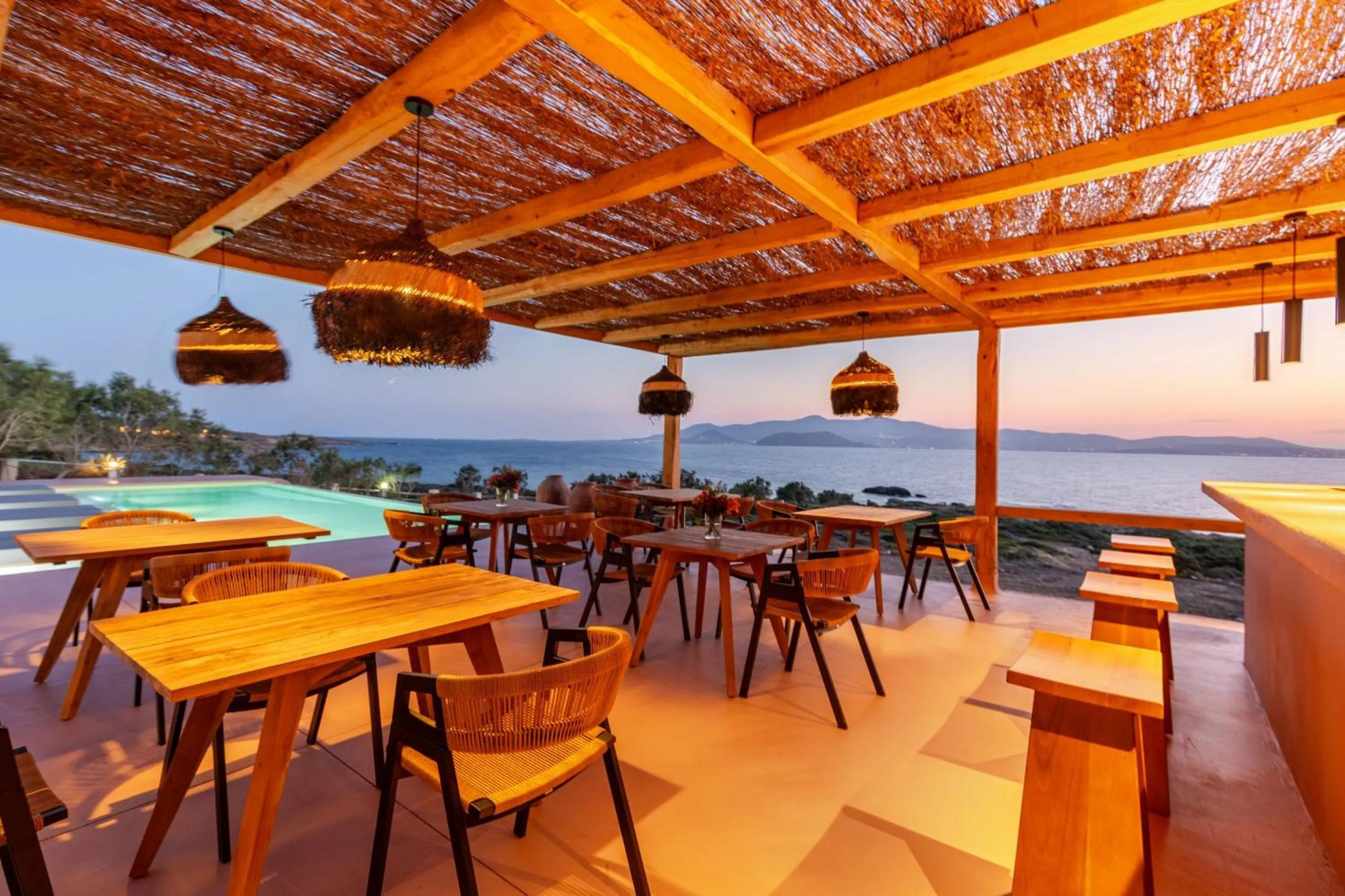 Restaurant/places to eat in Akre Hotel - Designed for Adults