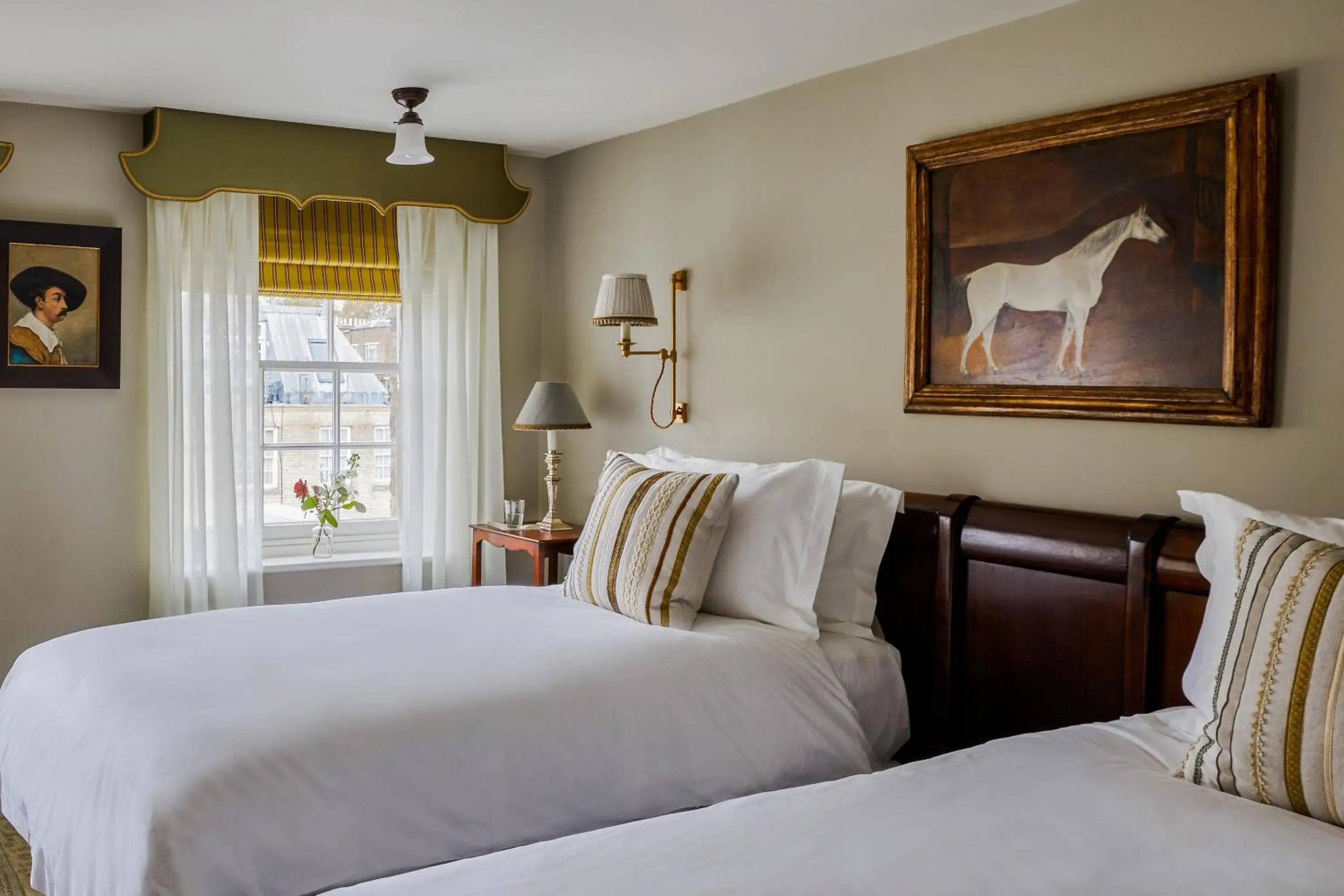 Standard Double or Twin Room in Henrys Townhouse Marylebone, London Standard Double or Twin Room in Henrys Townhouse Marylebone, London