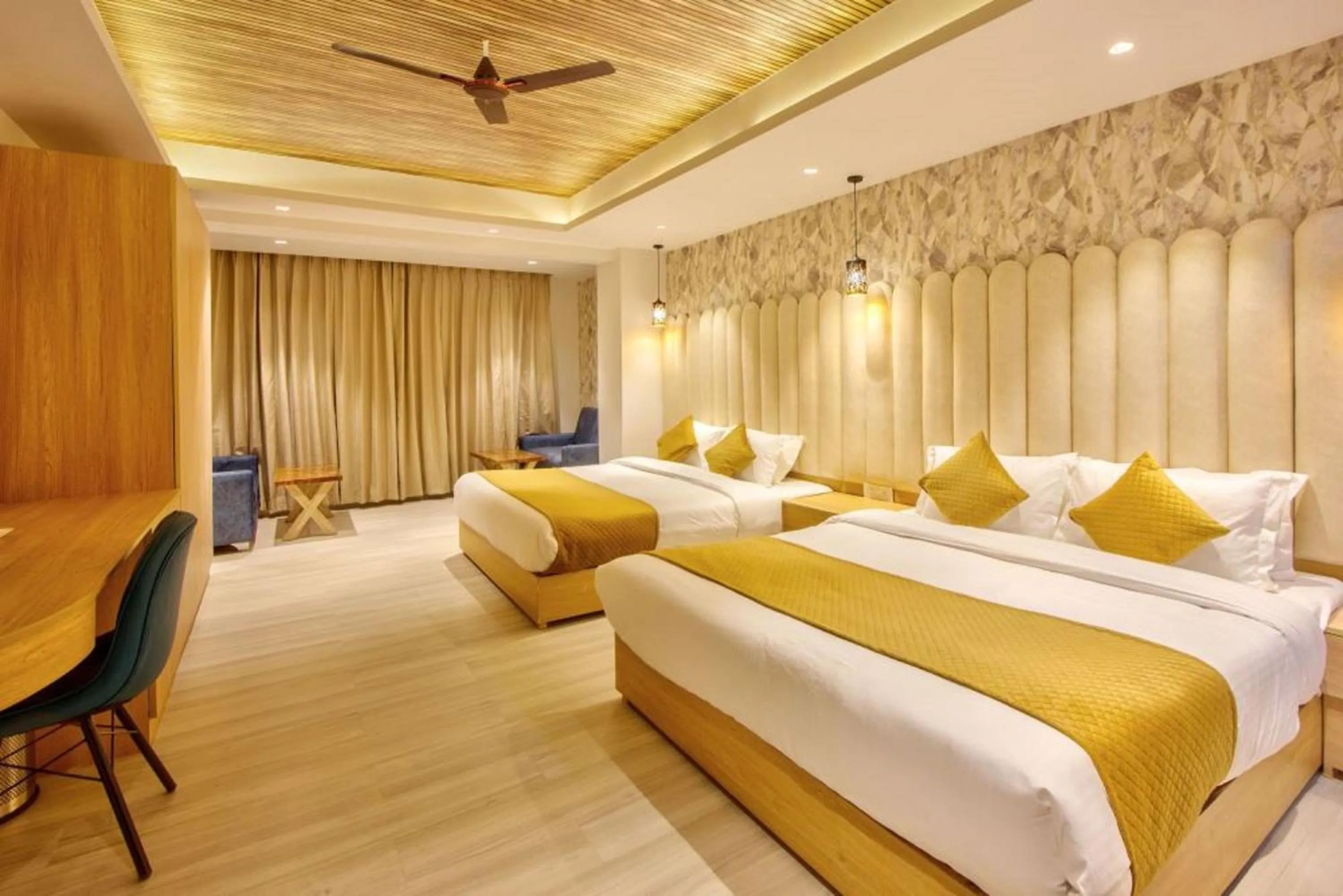 Bed in Hotel Katson Castle Dharamshala