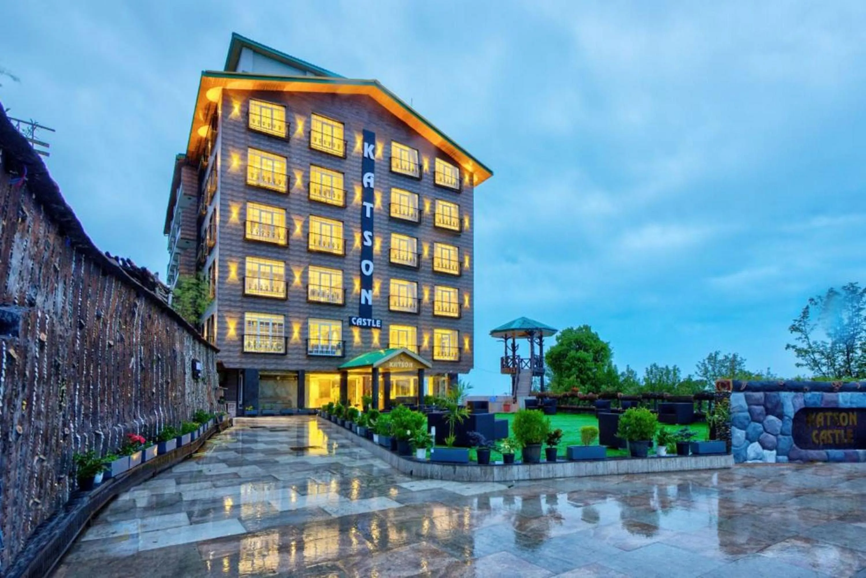 Property building in Hotel Katson Castle Dharamshala