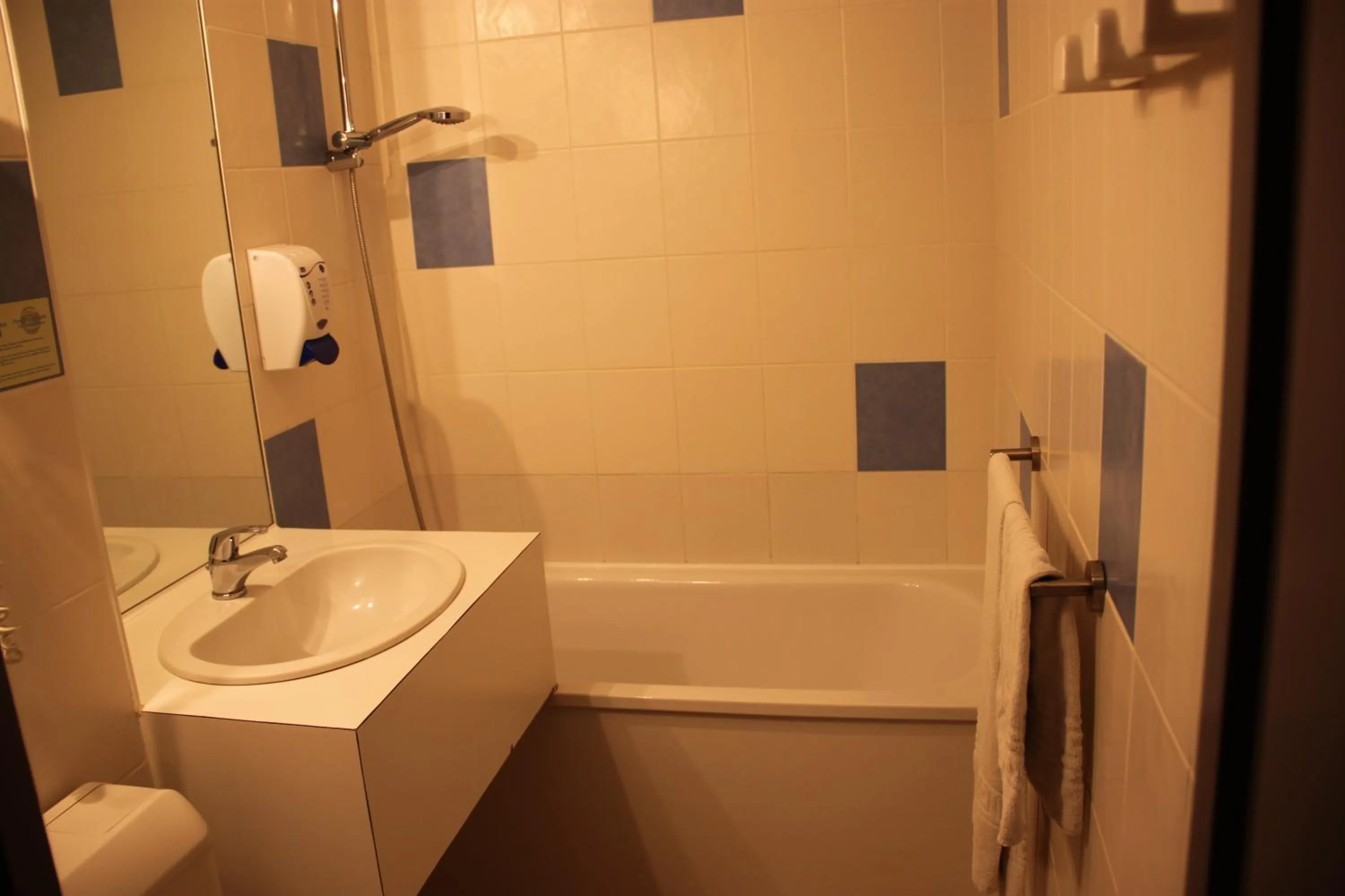 Standard Family Room in Agape Hotel Niort- Bessines