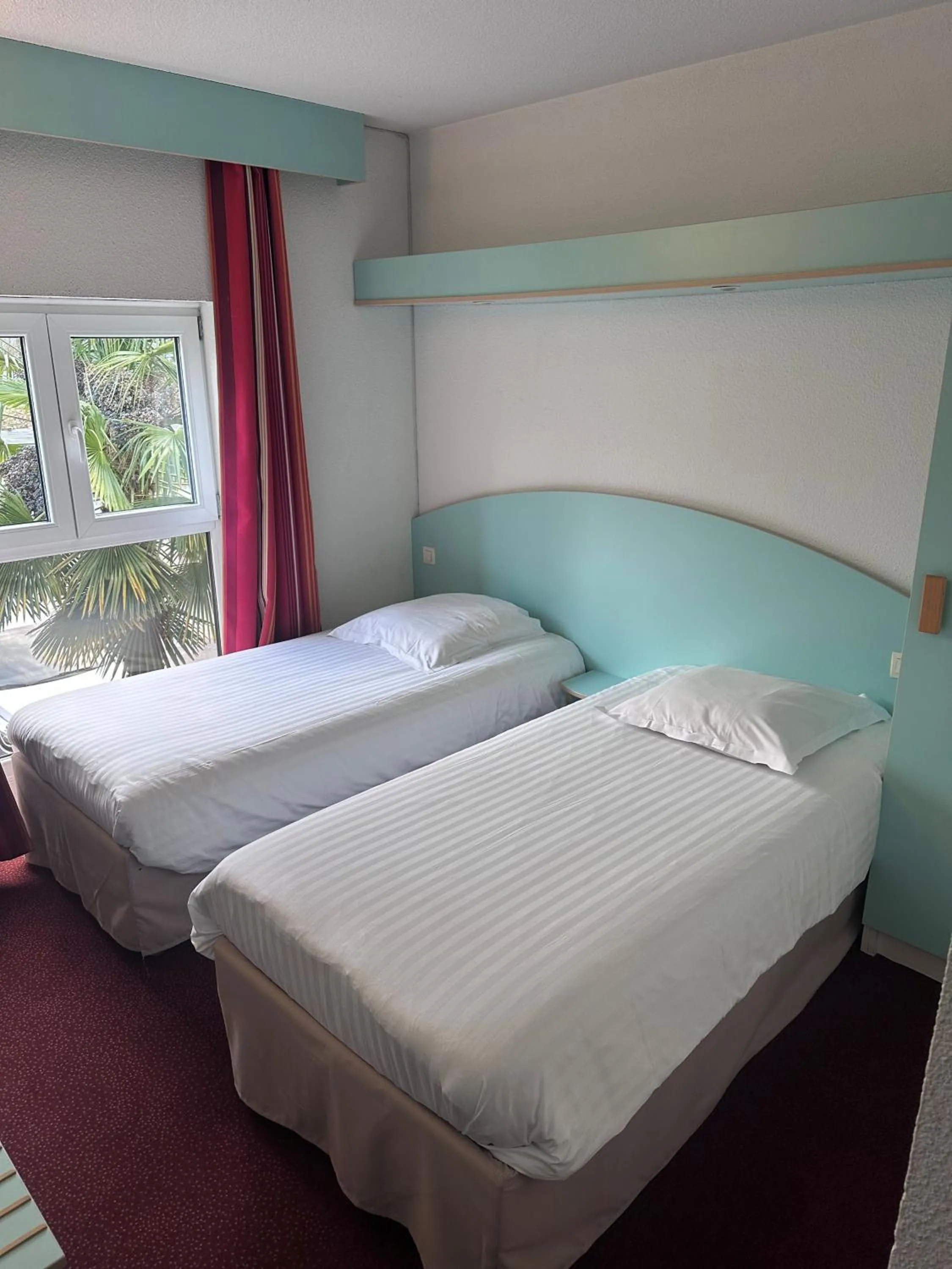 Bed in Agape Hotel Niort- Bessines