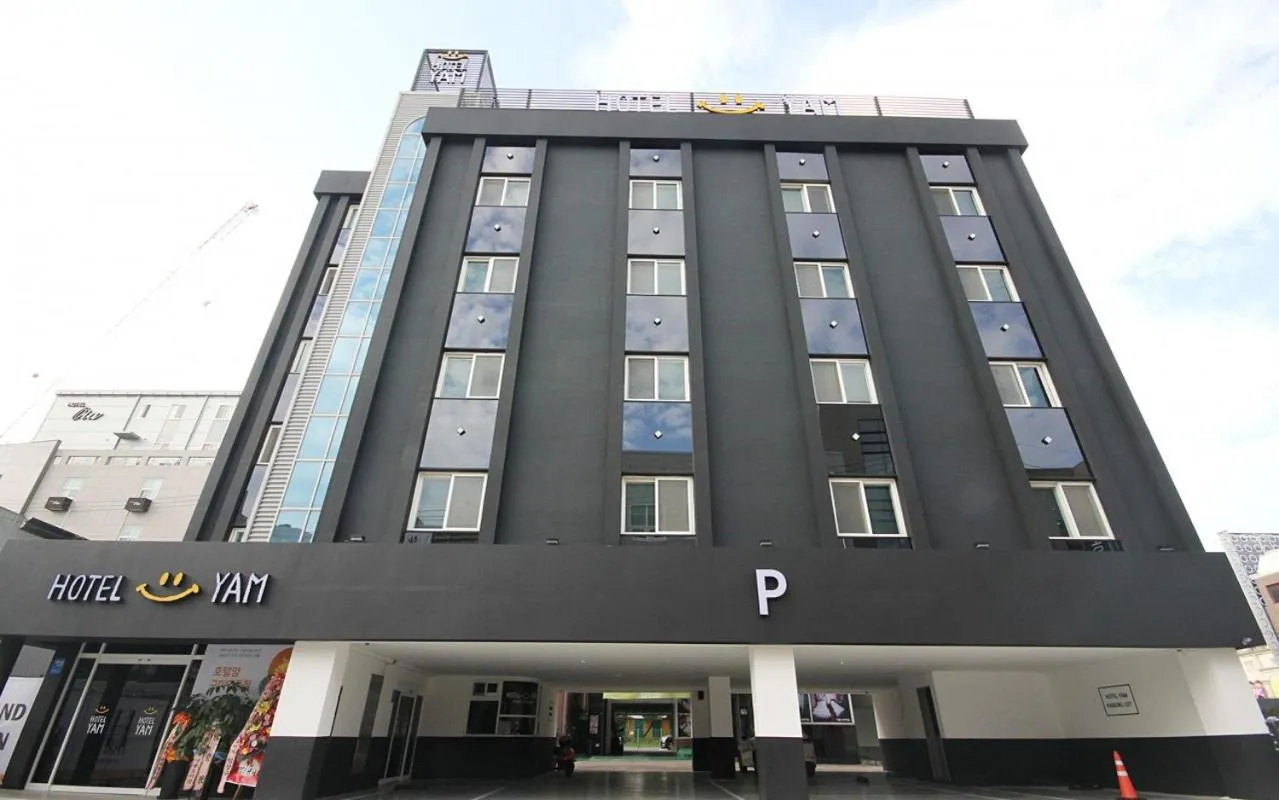 Hotel Yam Gumi