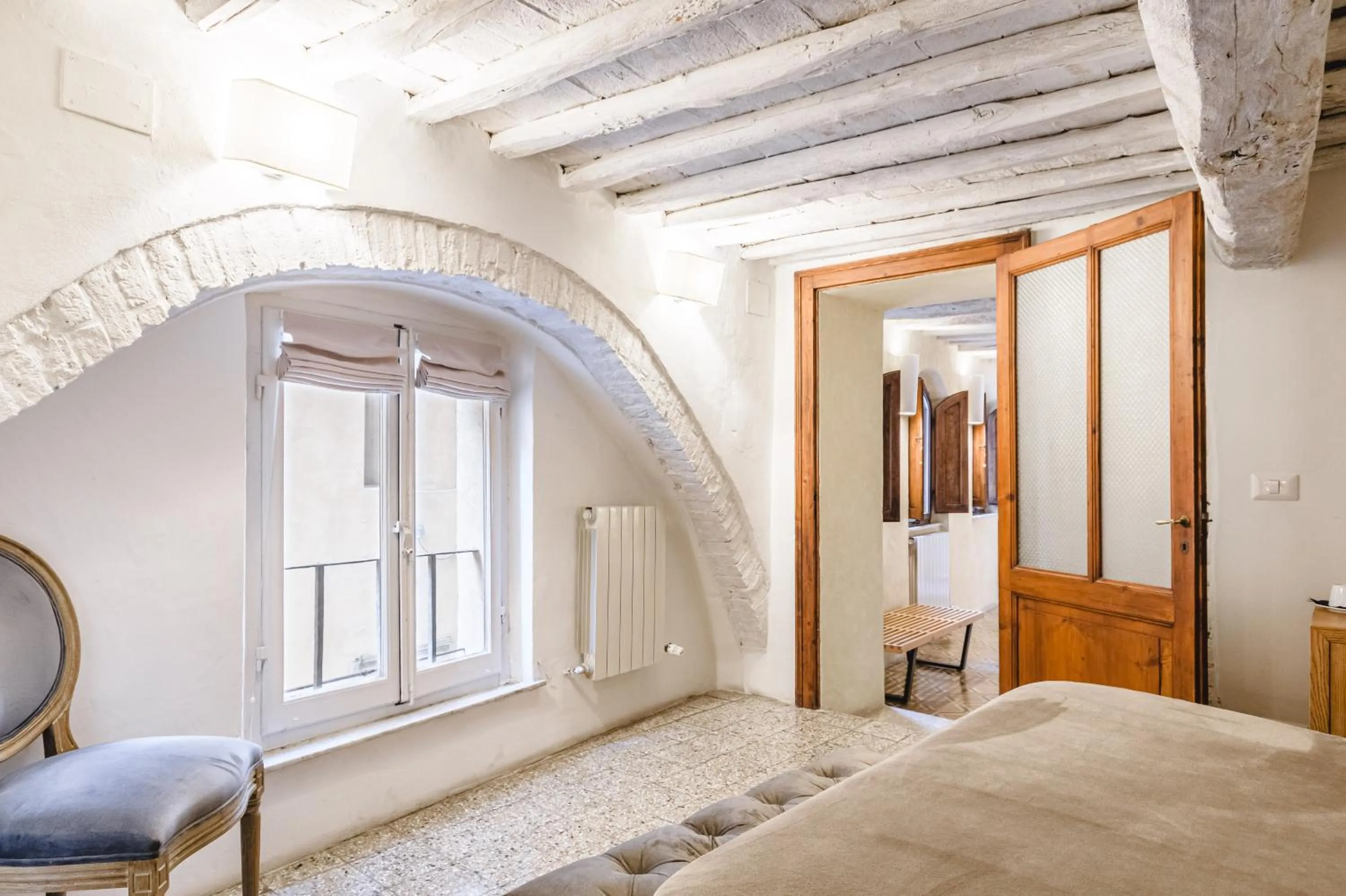 Photo of the whole room, Bed in Il Battistero Siena Residenza d'Epoca