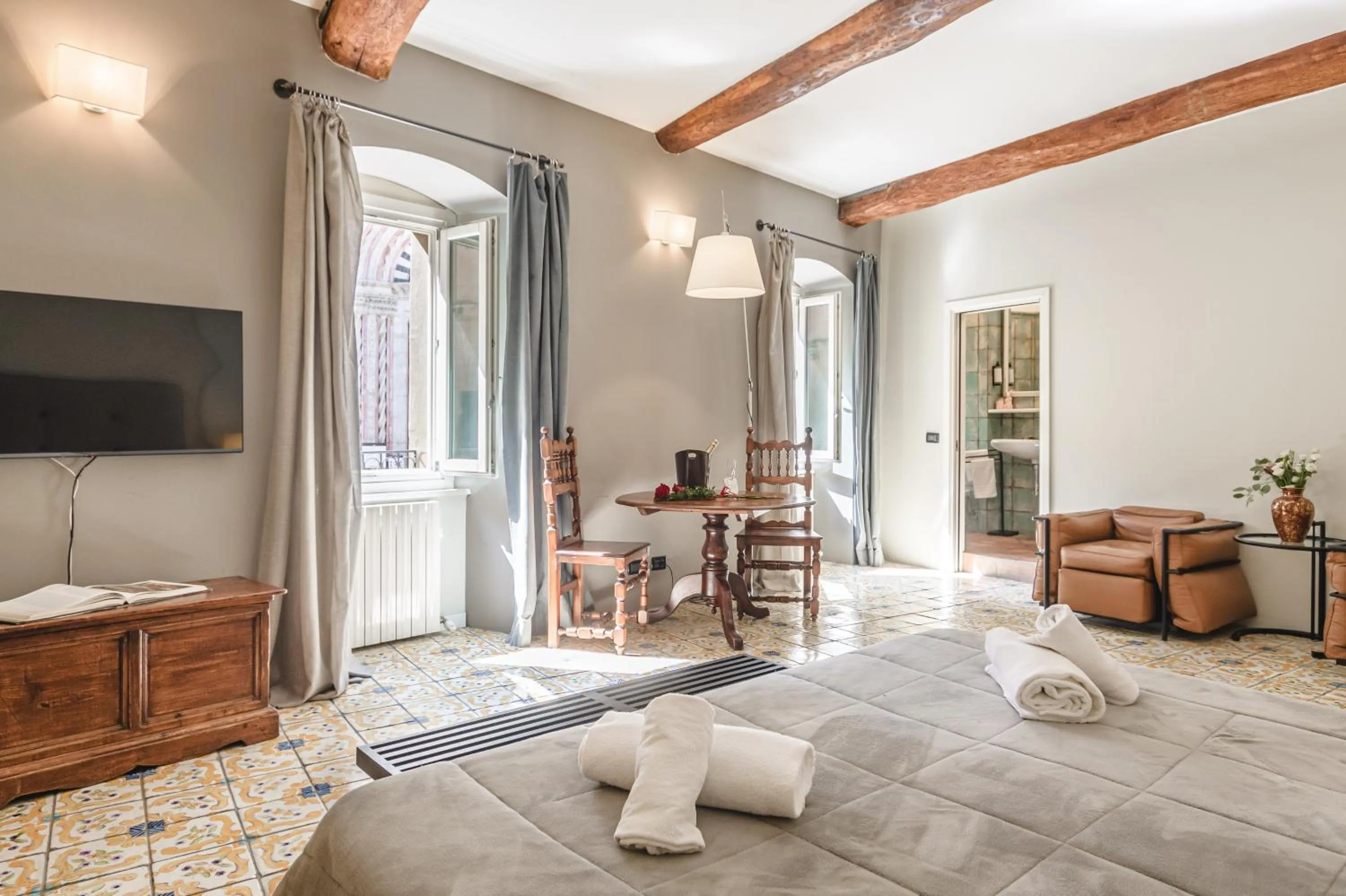 Bed in Il Battistero Siena Residenza d'Epoca