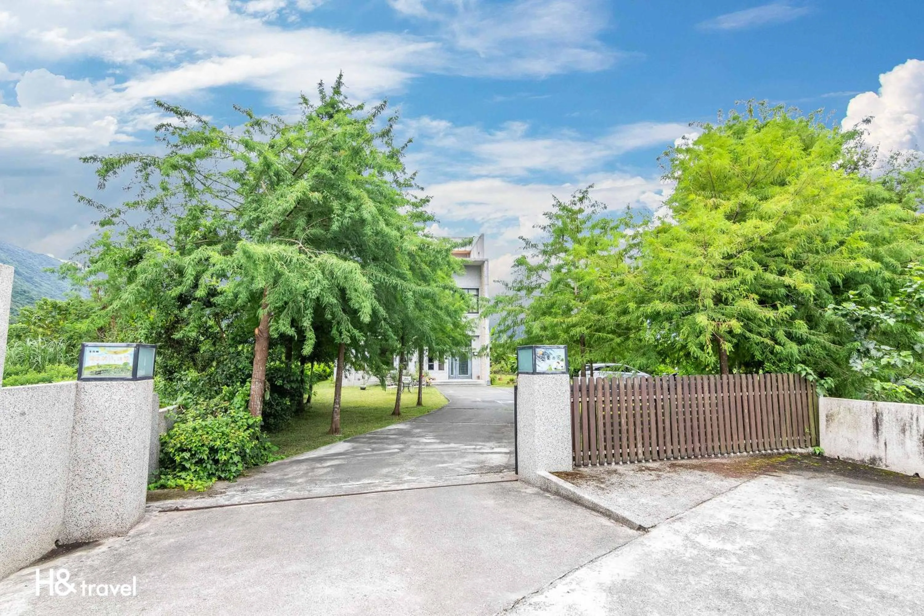 Decorative detail in Qian B&B