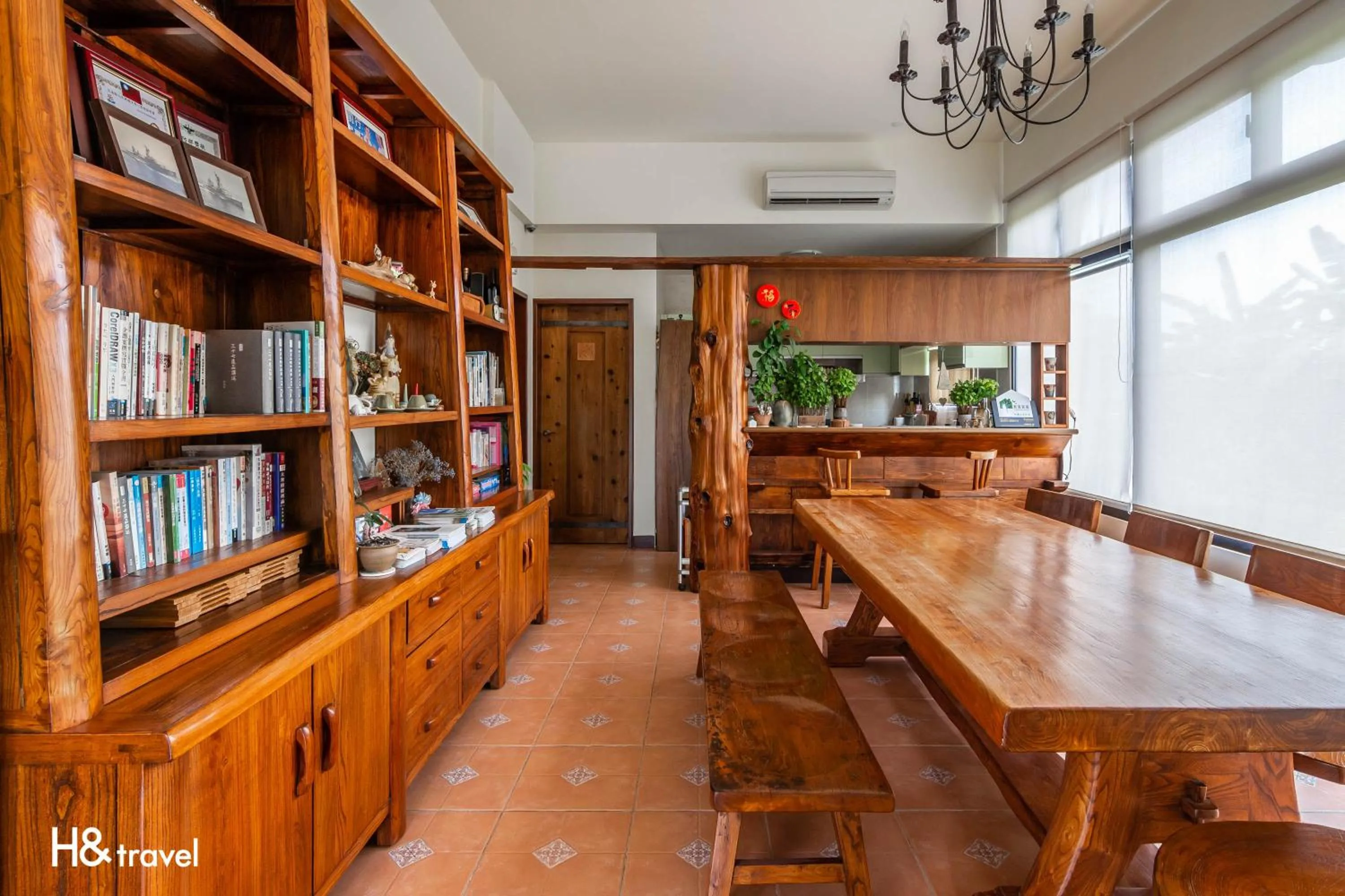 Decorative detail in Qian B&B