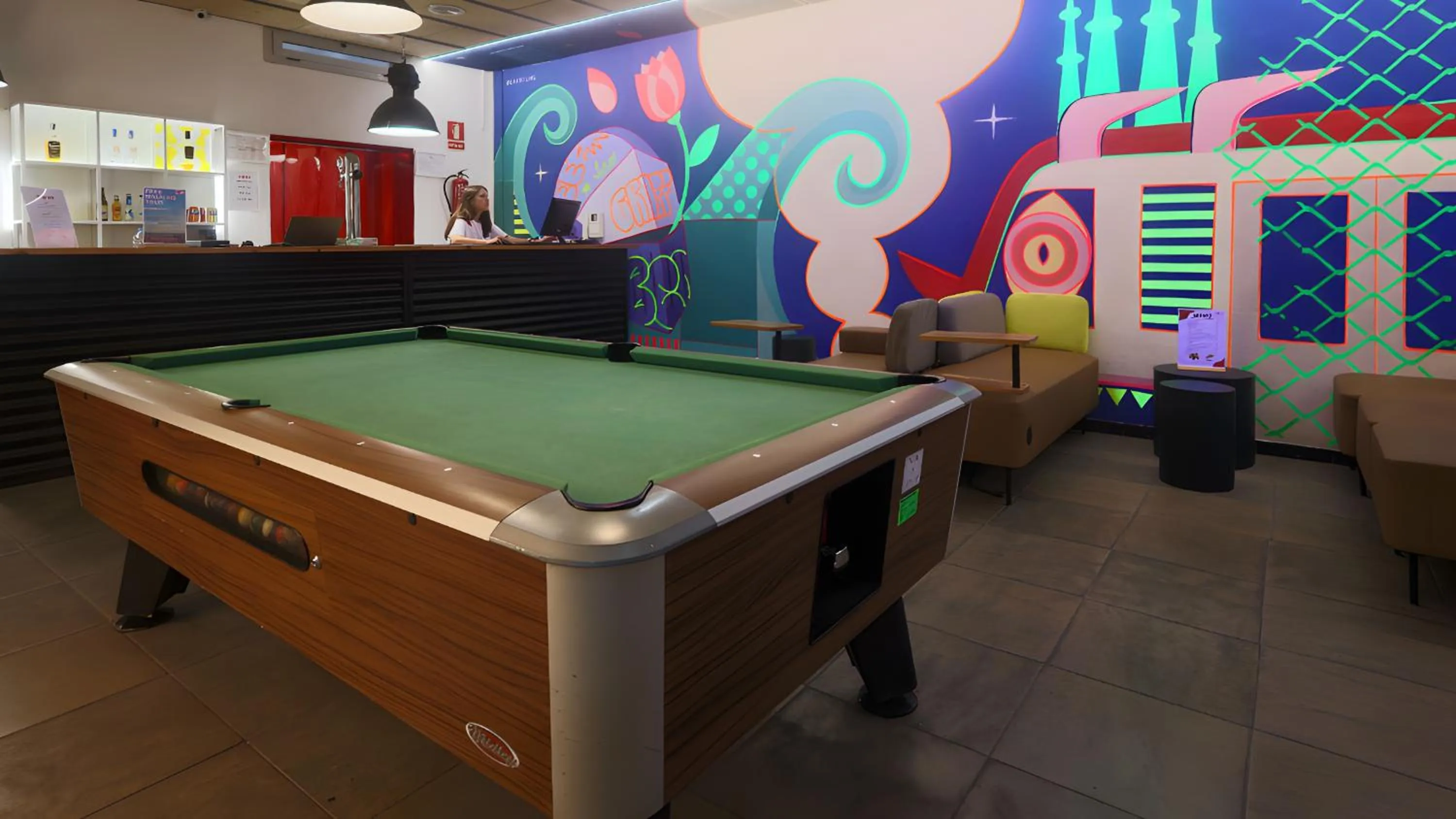 Billiard in Ideal Youth Hostel