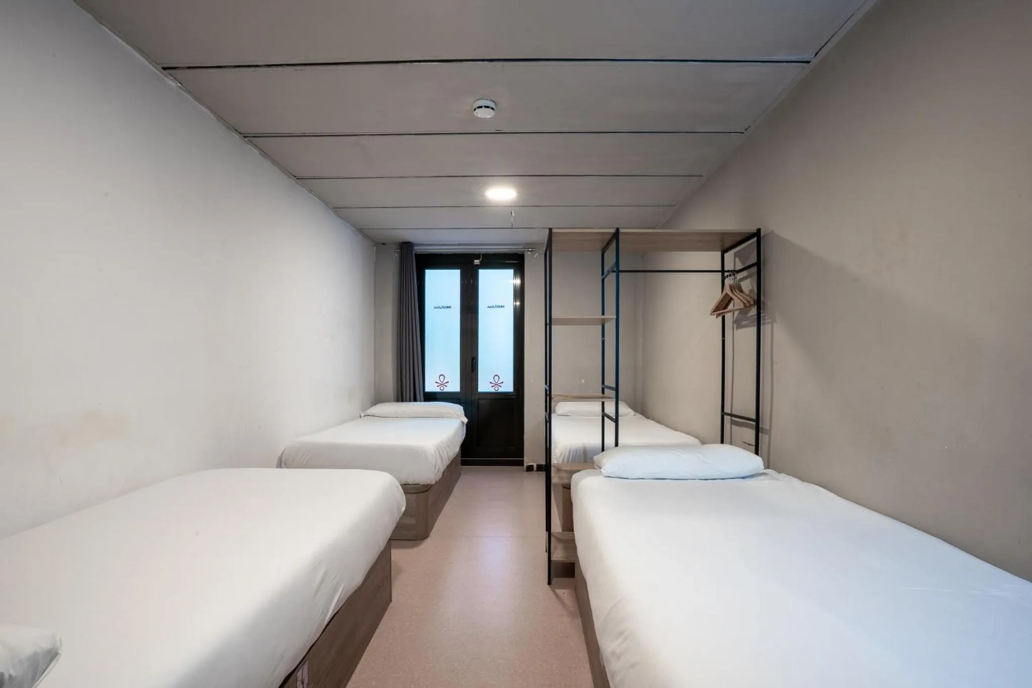 Bed in Ideal Youth Hostel