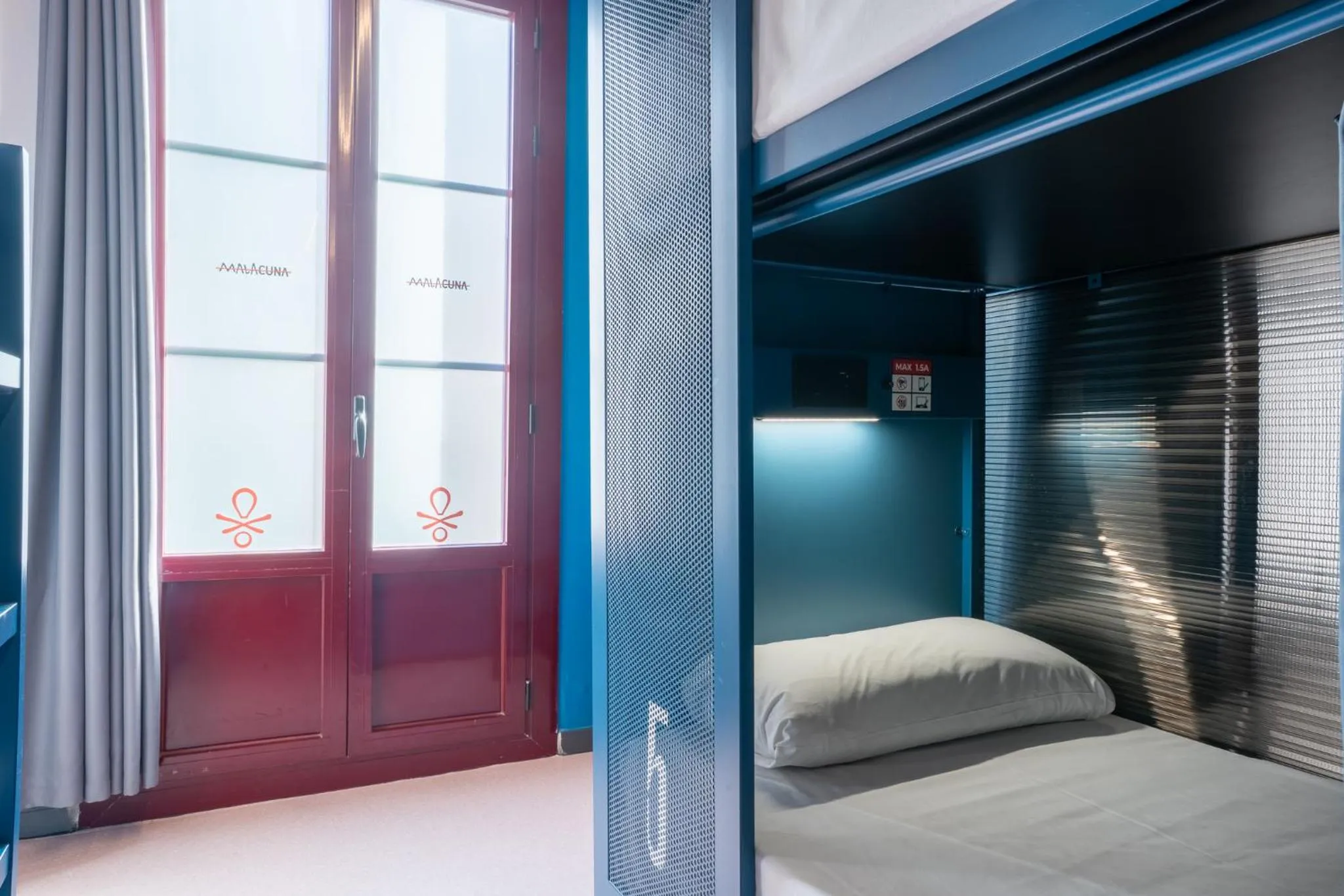 Bed in Ideal Youth Hostel