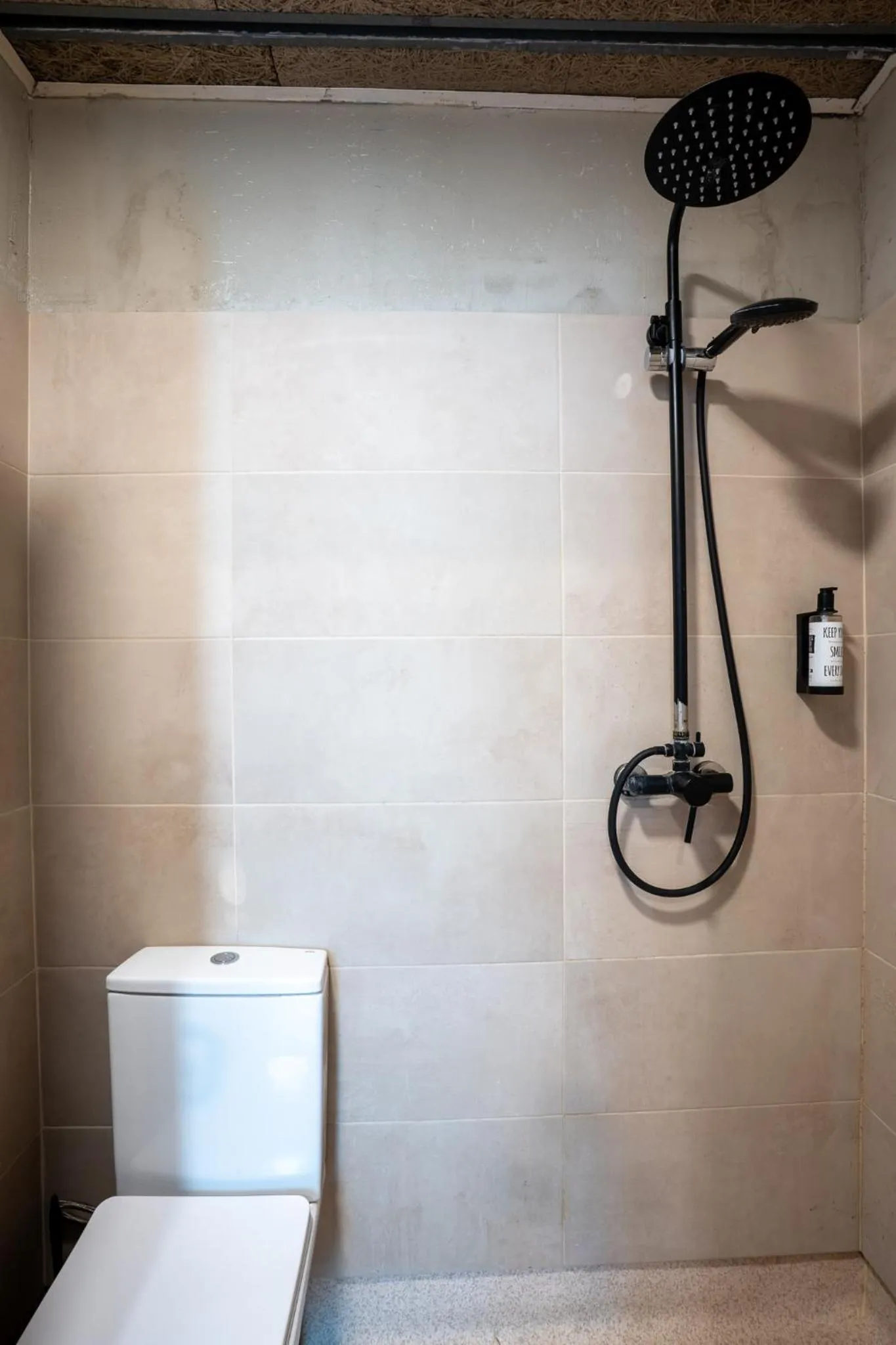 Shower in Ideal Youth Hostel