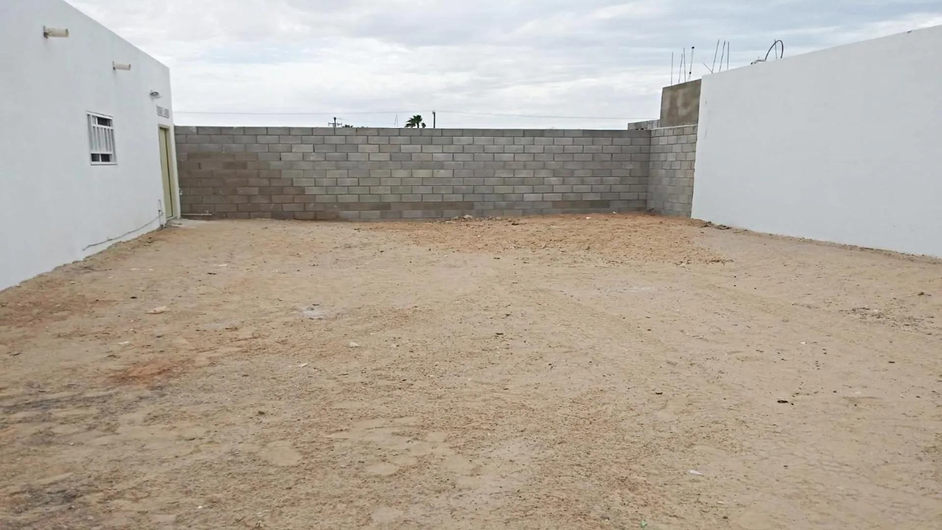 Parking in Brand New Sedona House by Kivoya