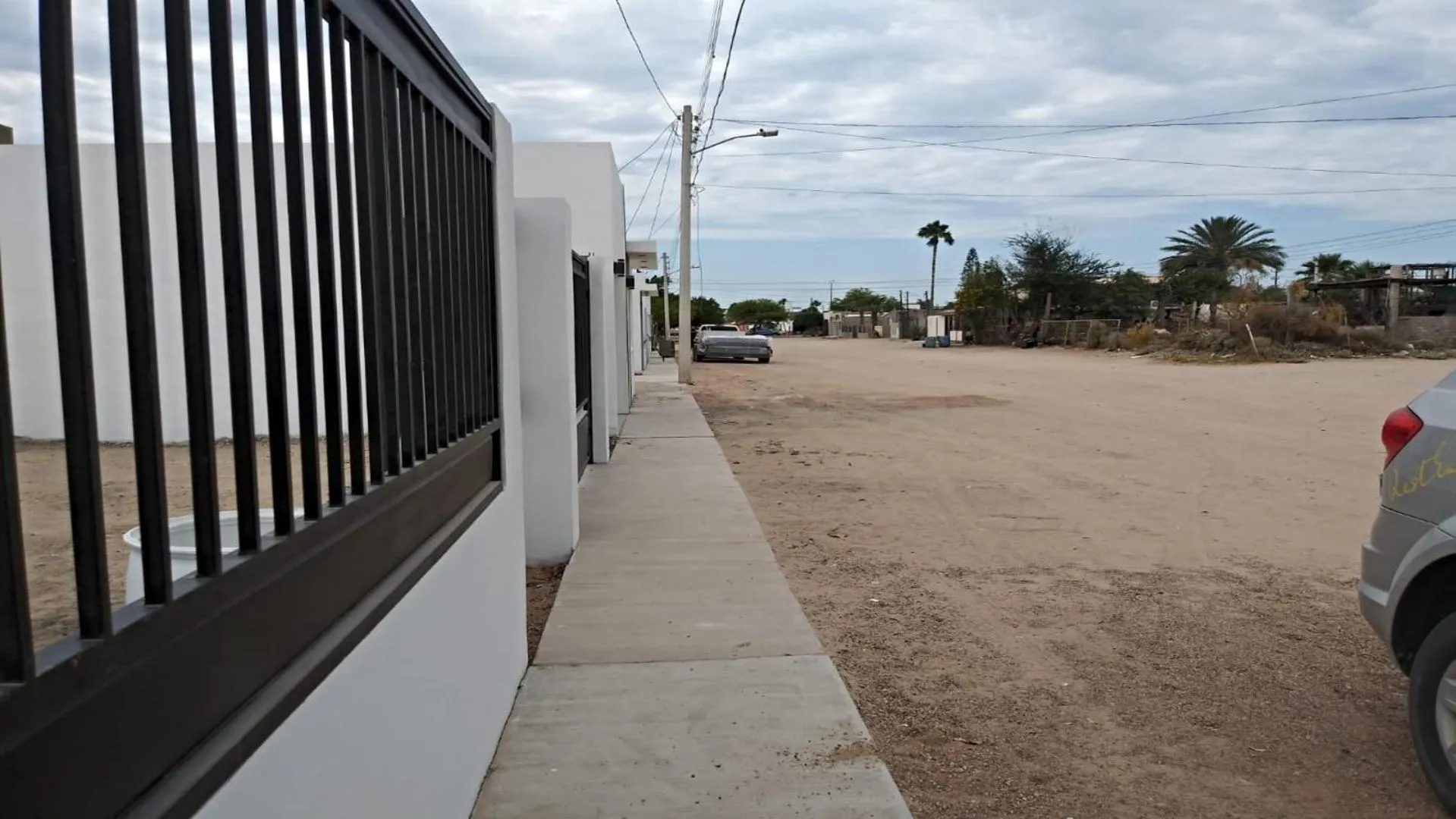 Street view in Brand New Sedona House by Kivoya