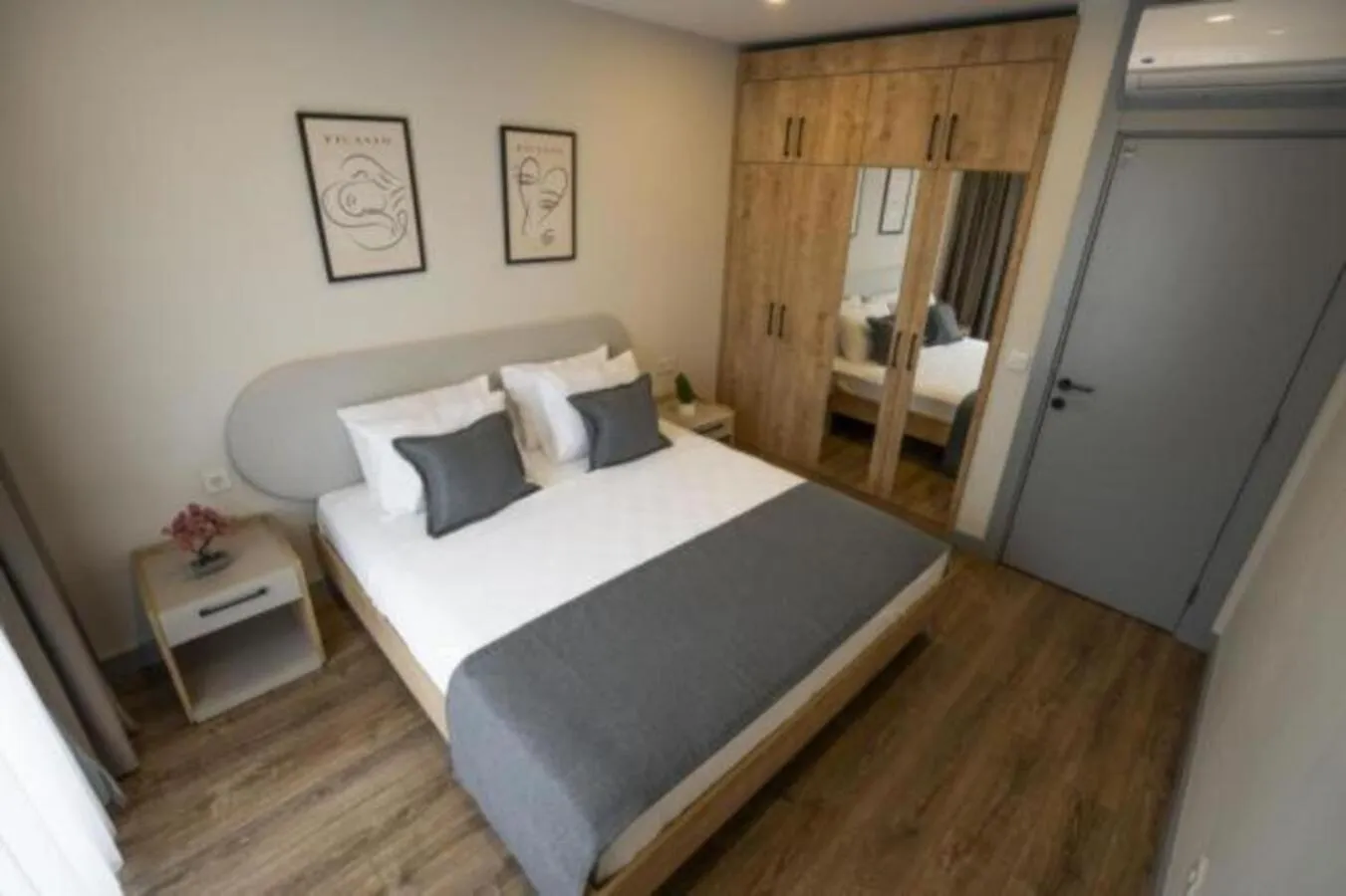 Bed in LARA MARİNE HOMES