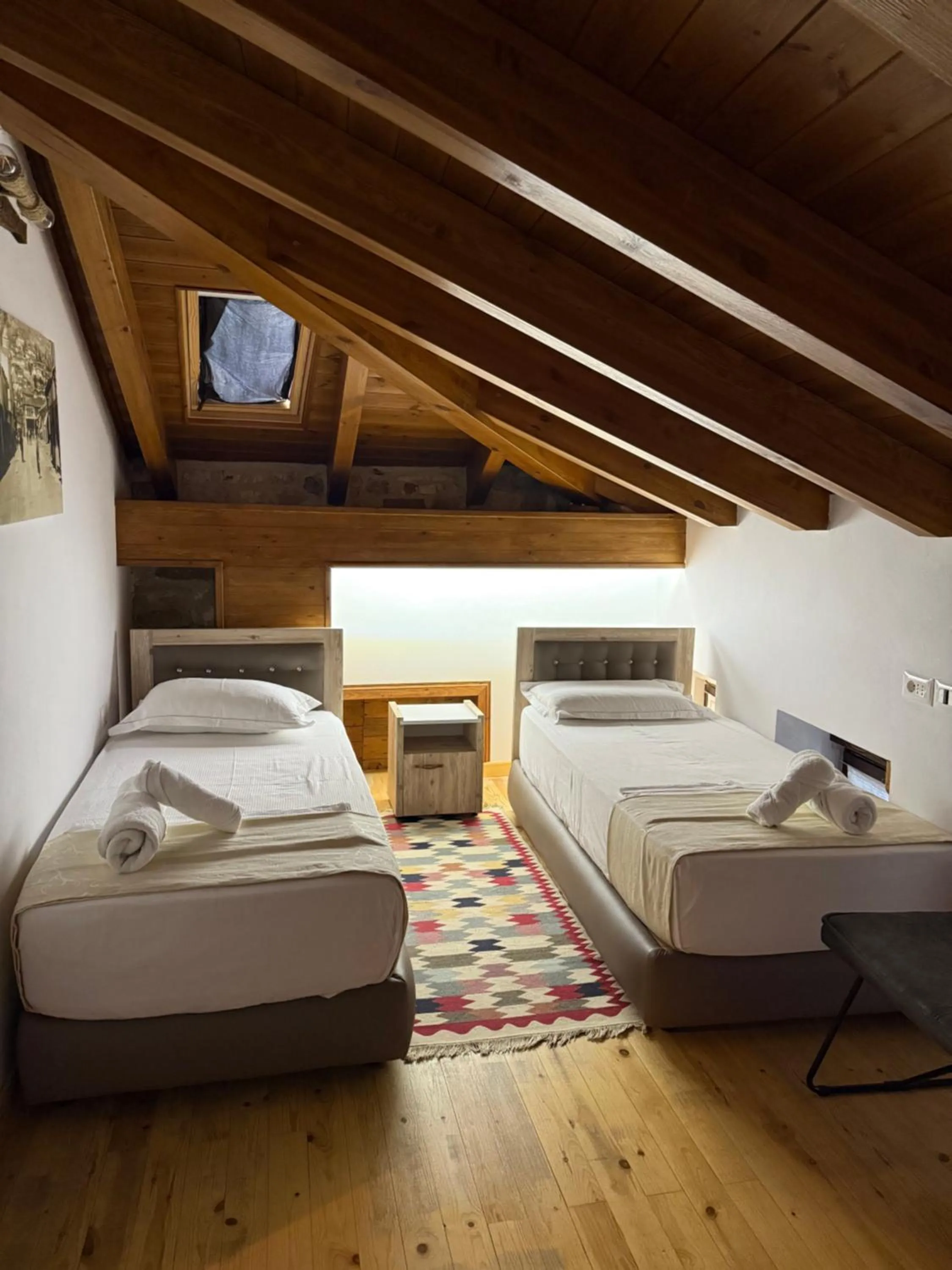 Bed in Hotel Kapllani