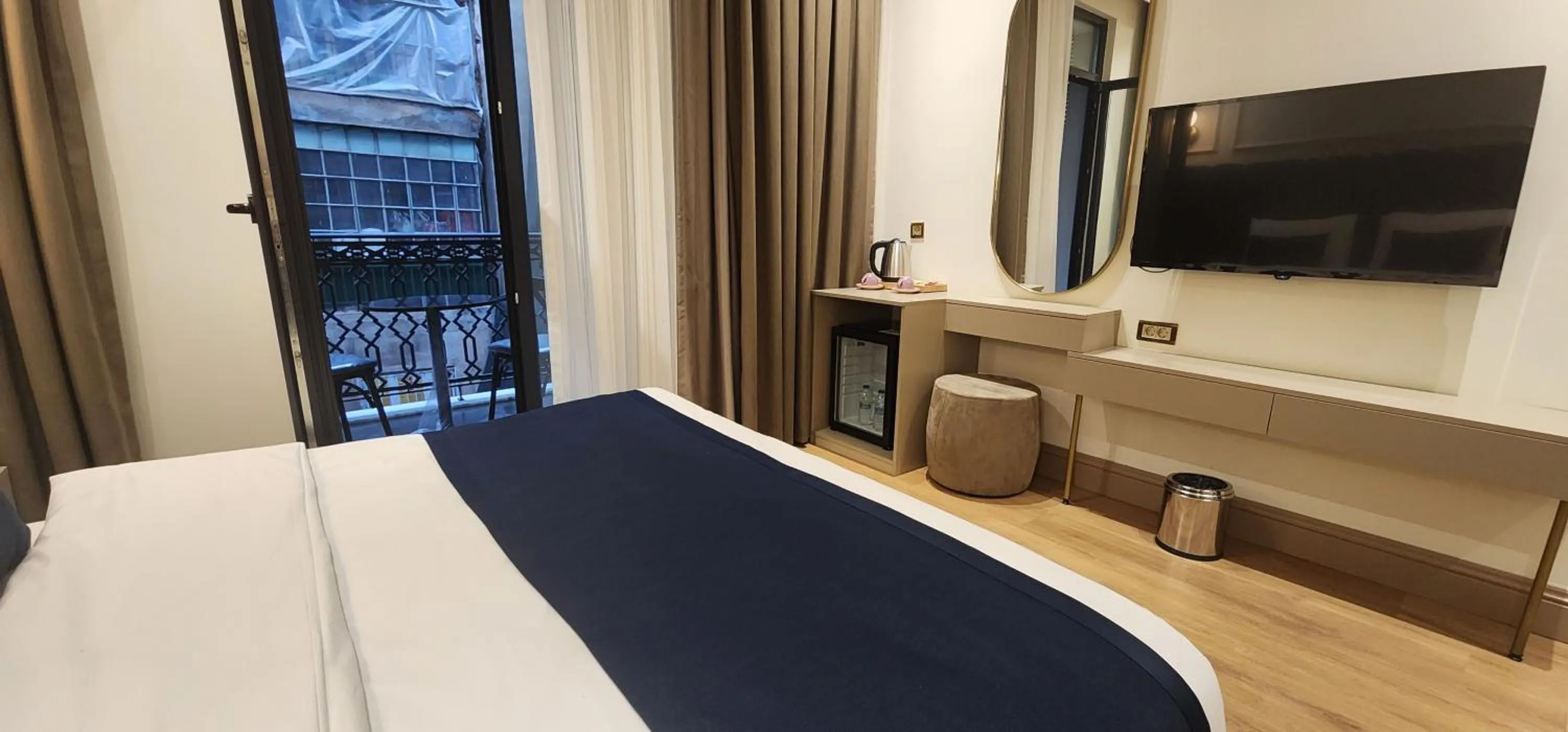 Bed in Taksim Bosphorus Hotel