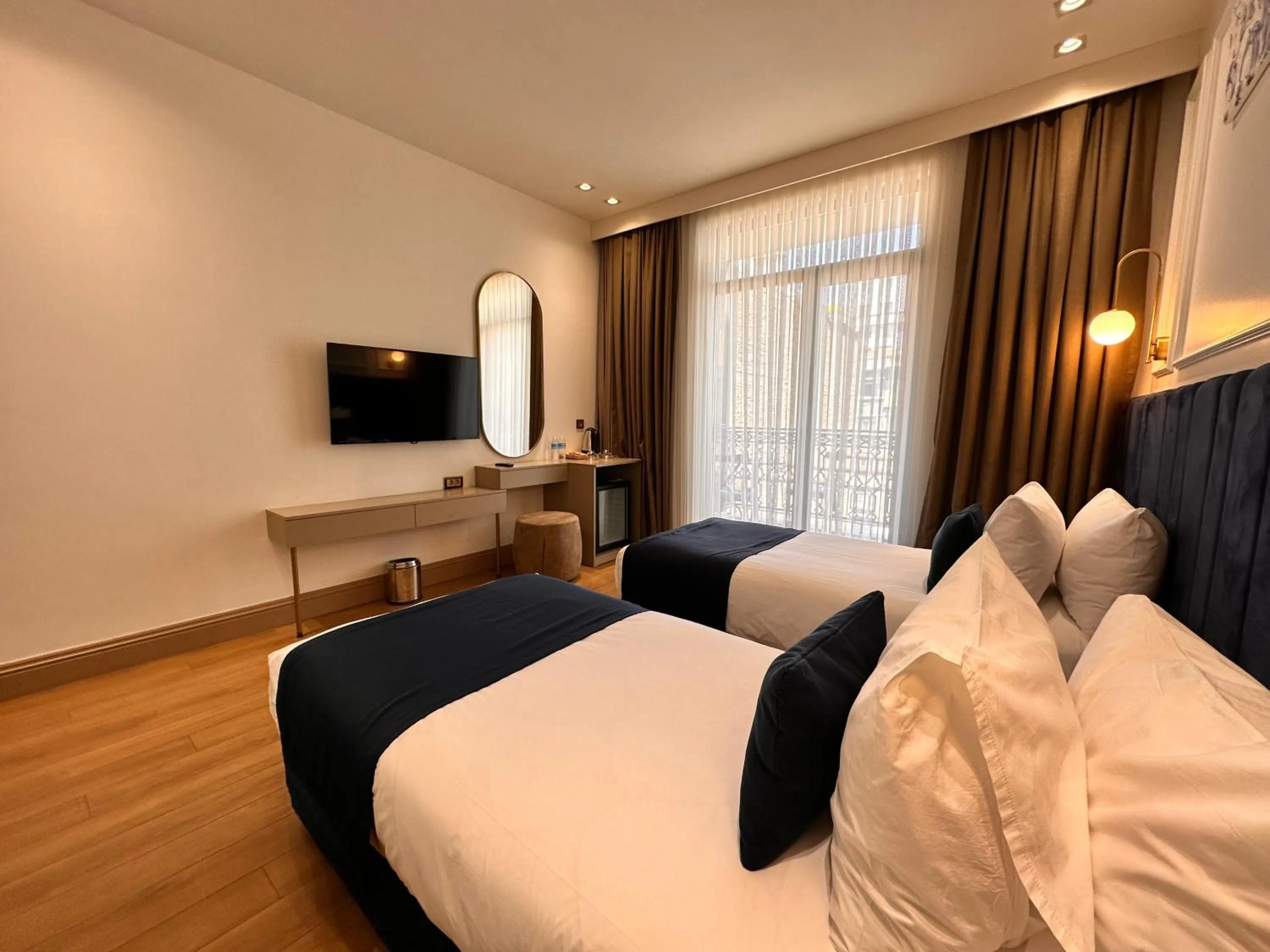 Bed in Taksim Bosphorus Hotel