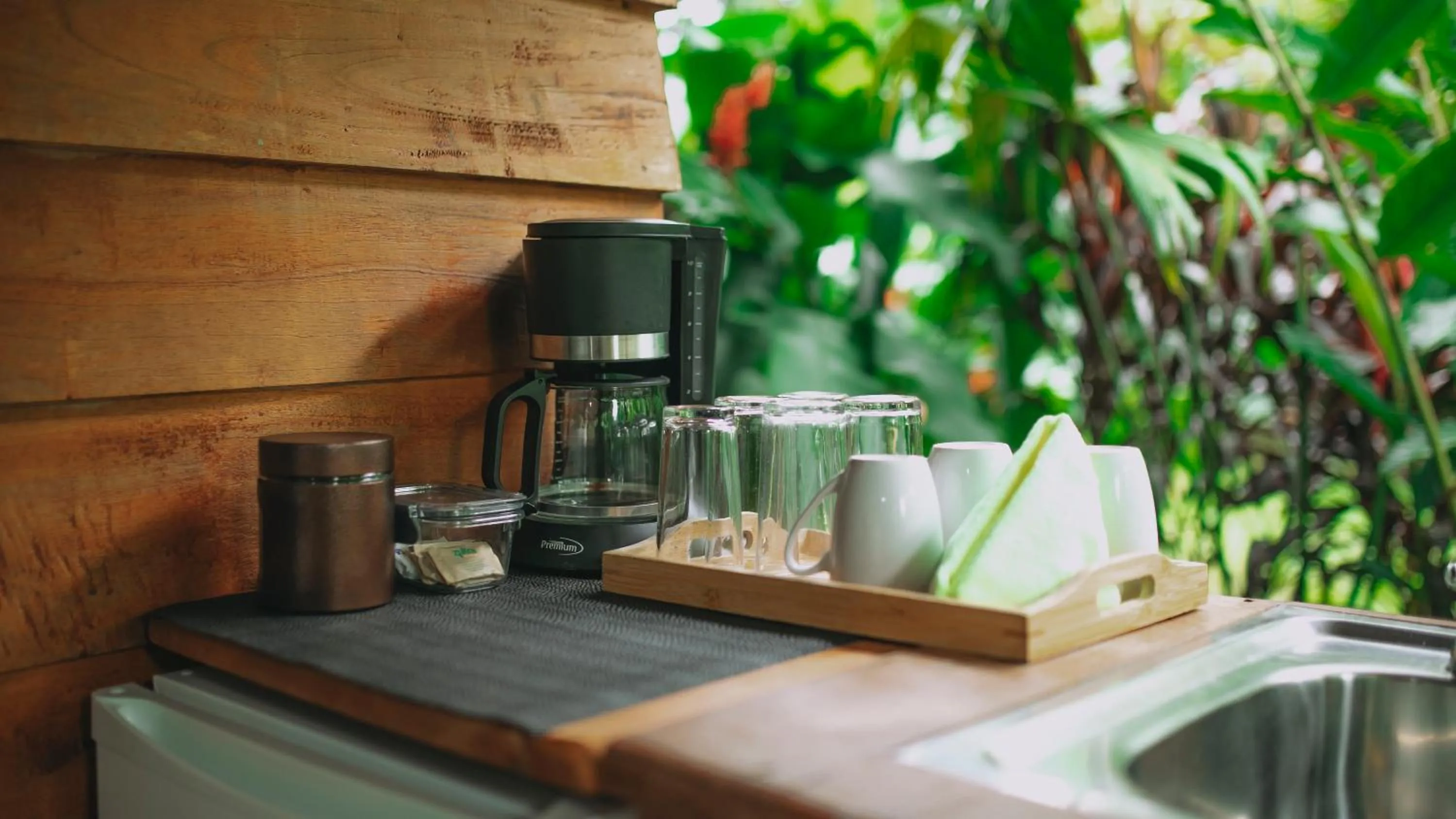 Coffee/tea facilities in Eden Organic Farm & Bungalows