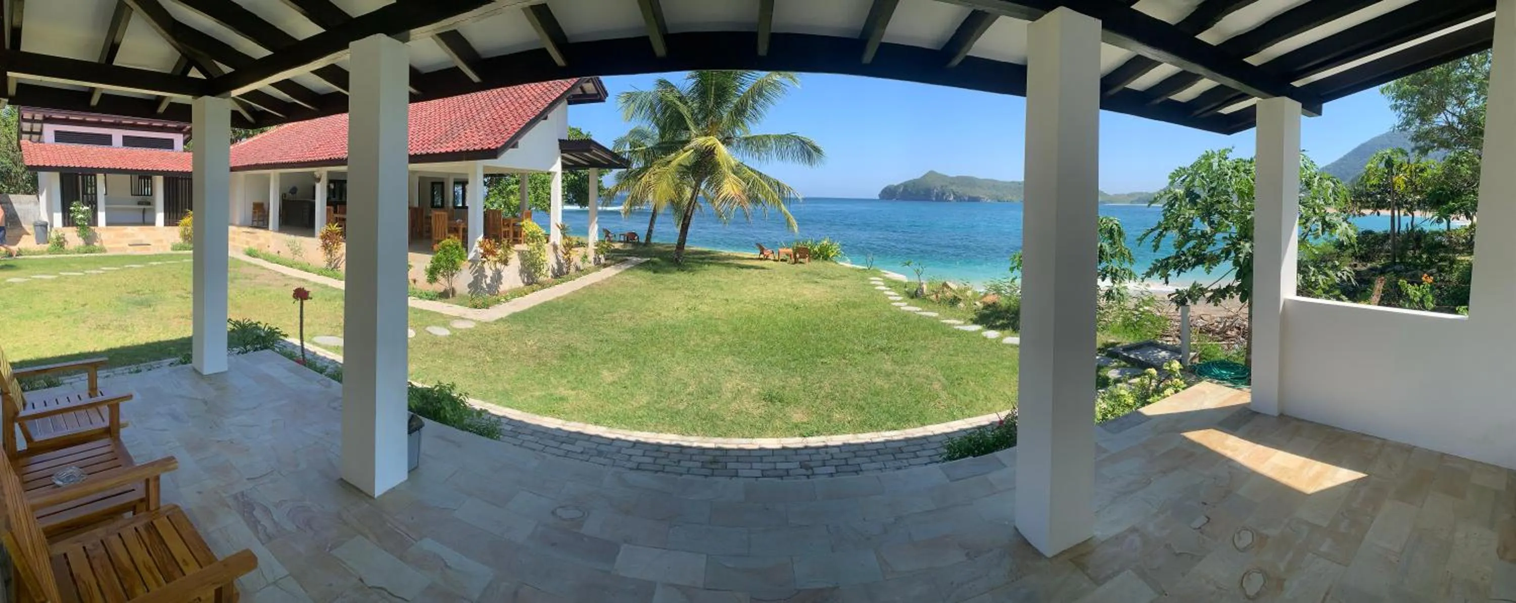 Property building in Balong Balong Surf Bungalows & Restaurant