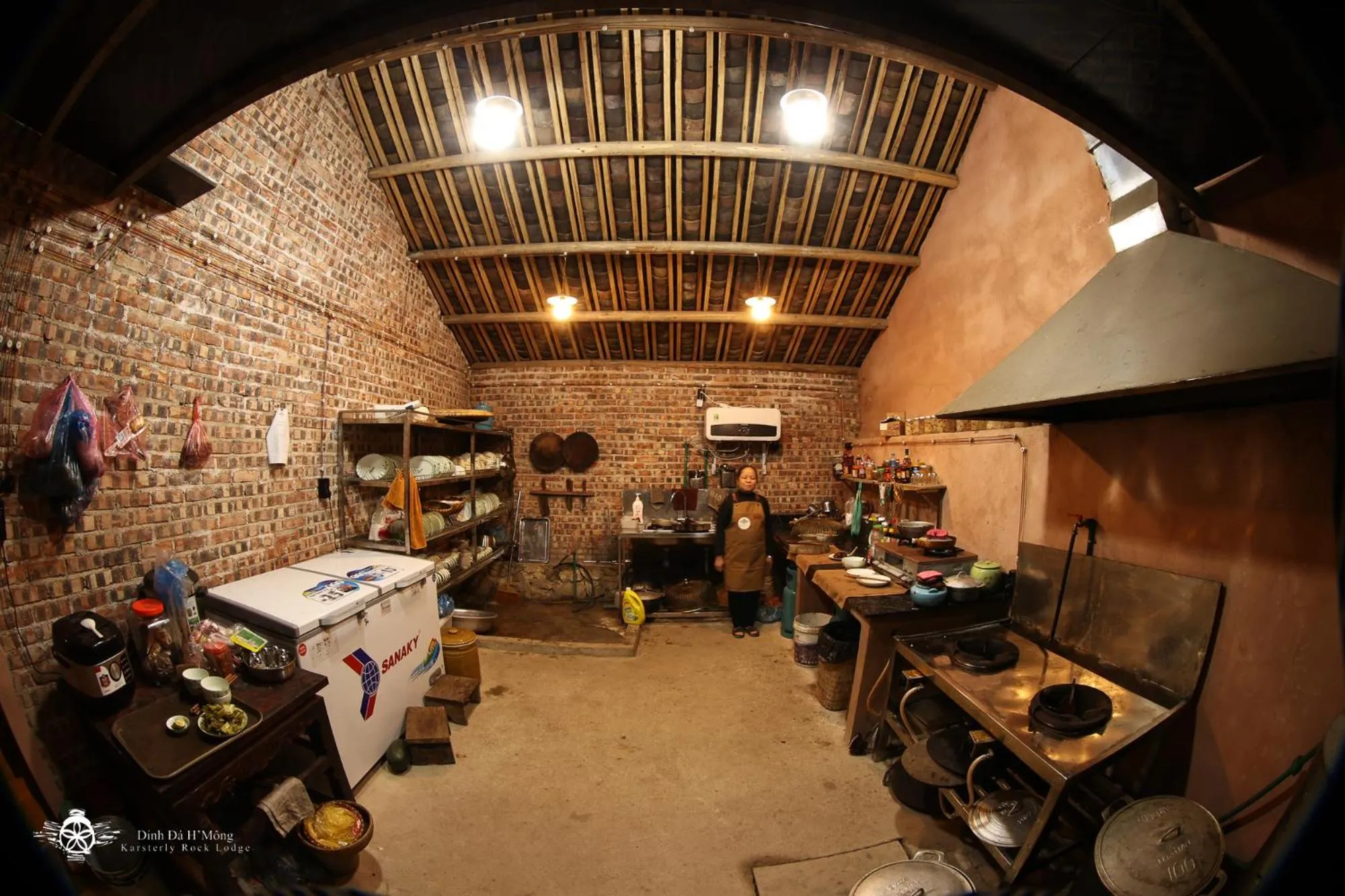 Staff in Dinh Đá H'Mông - Karsterly Rock Lodge