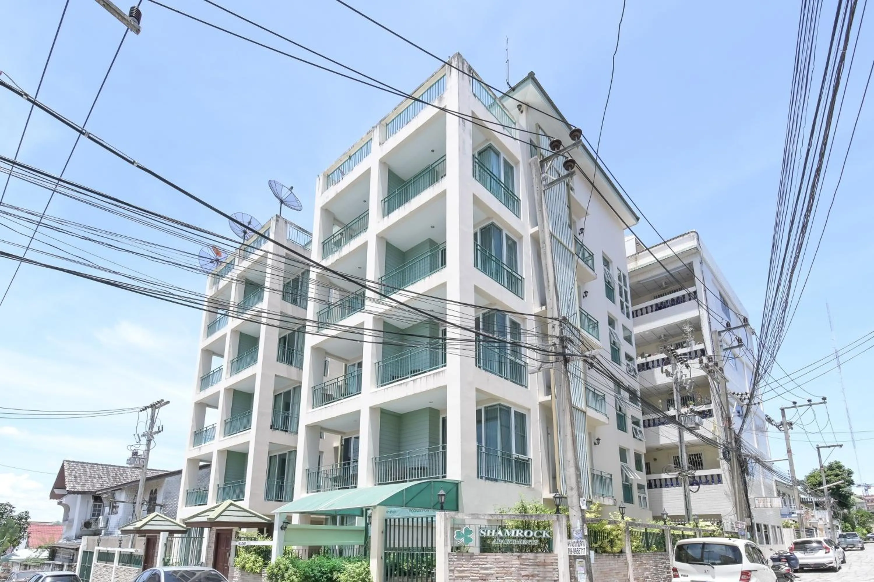 Property building in Shamrock Hotel Pattaya