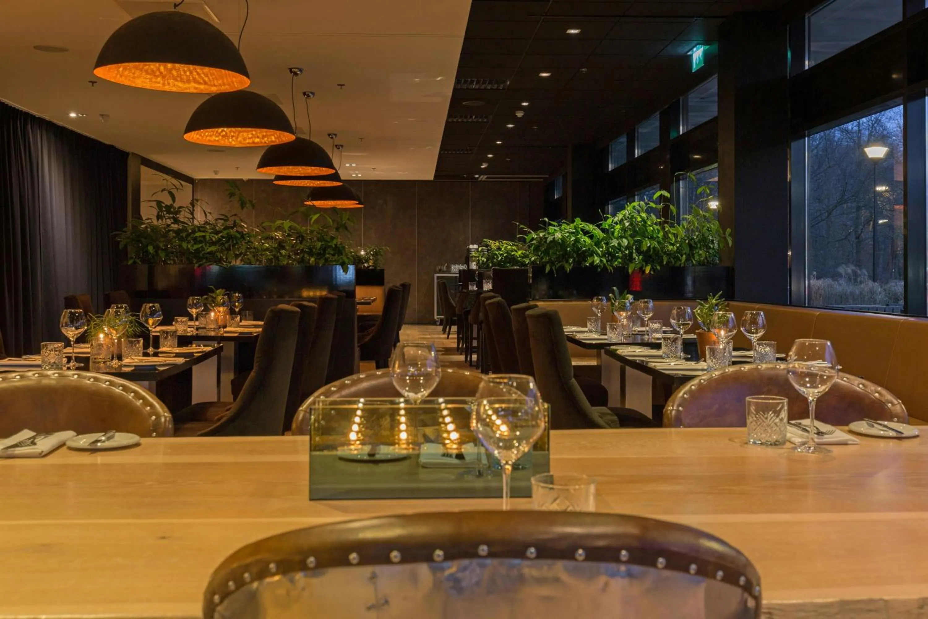 Restaurant/places to eat in Leonardo Royal Hotel Den Haag Promenade