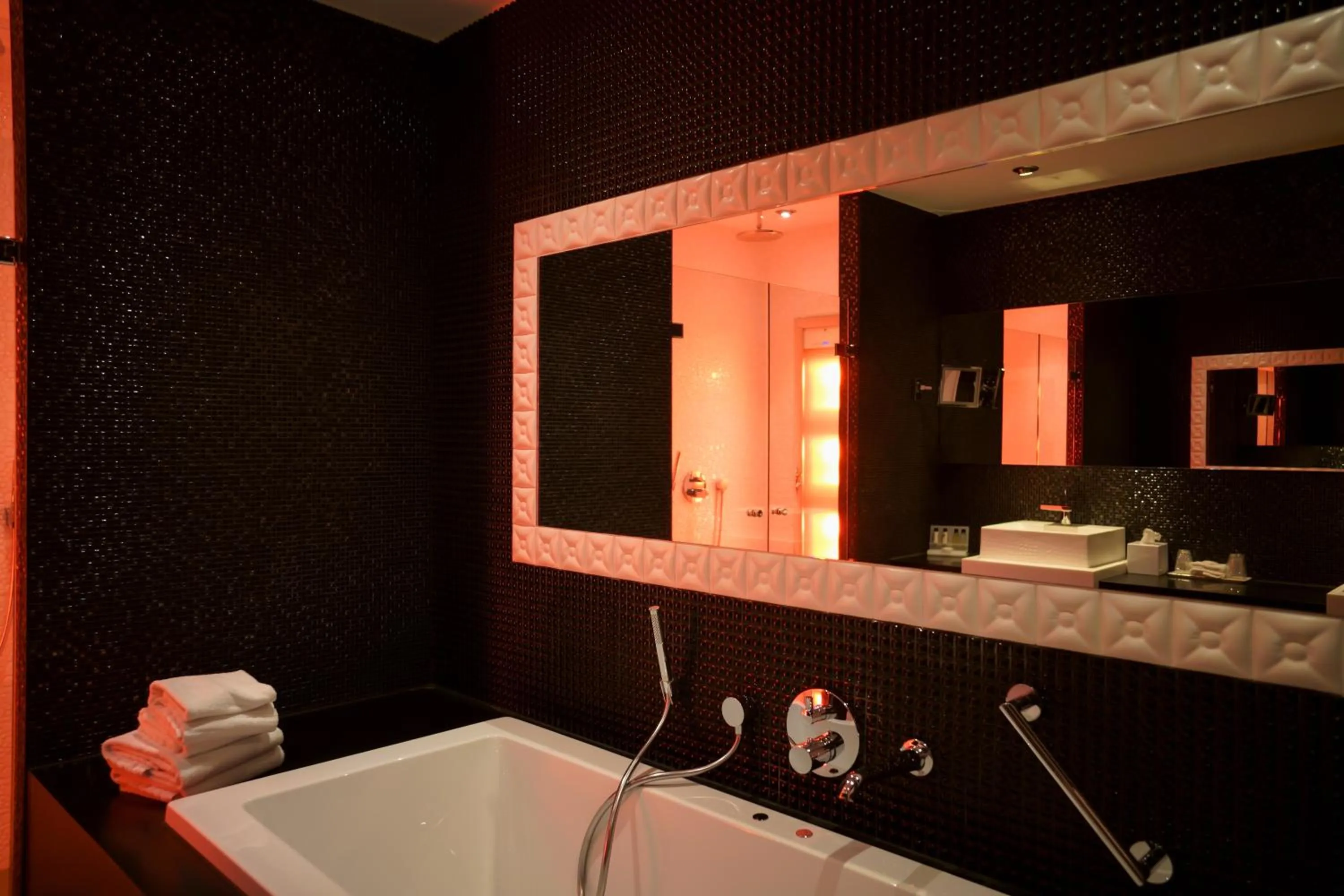 Bathroom in Leonardo Royal Hotel Den Haag Promenade