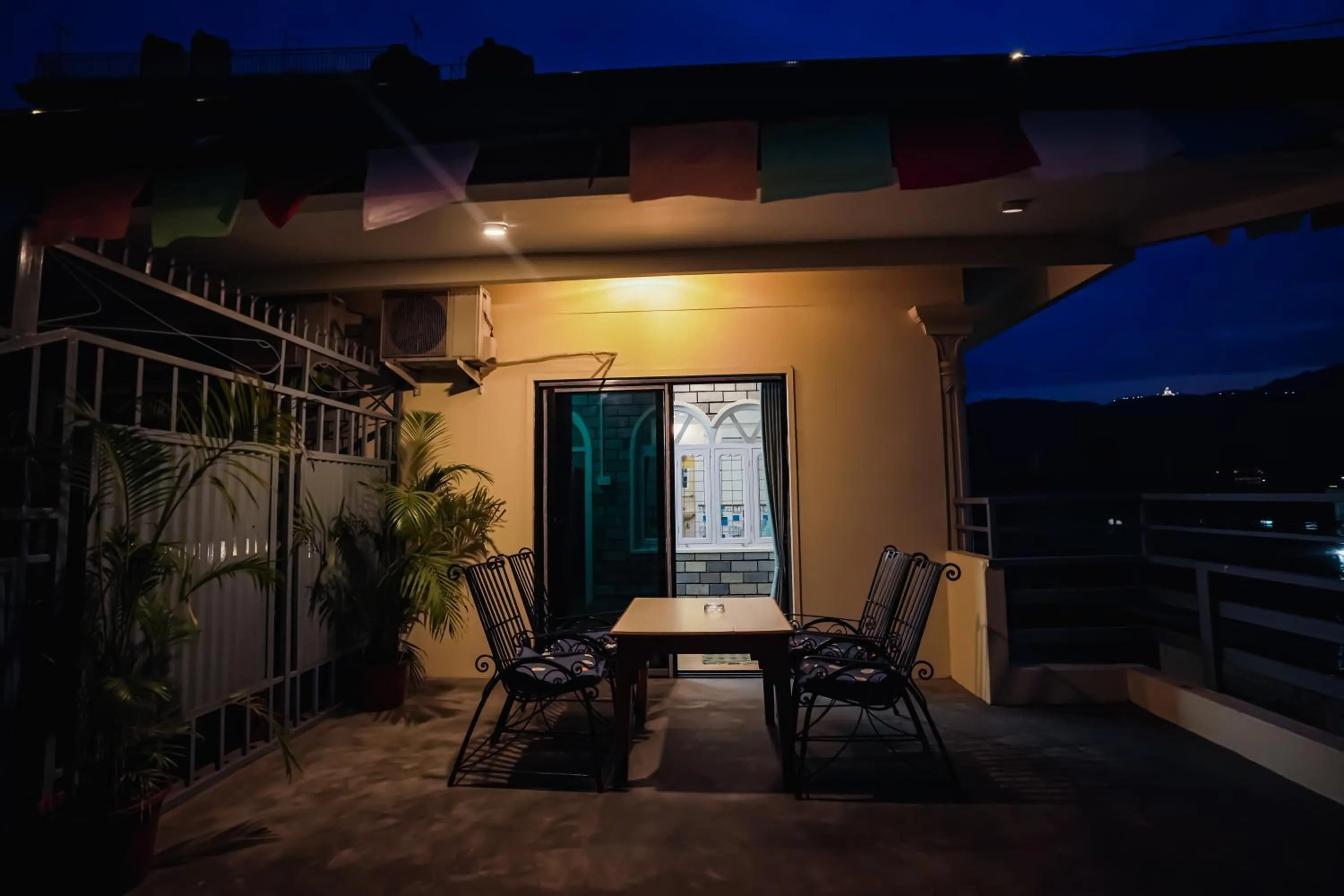 Balcony/Terrace in Himalayan Guest House