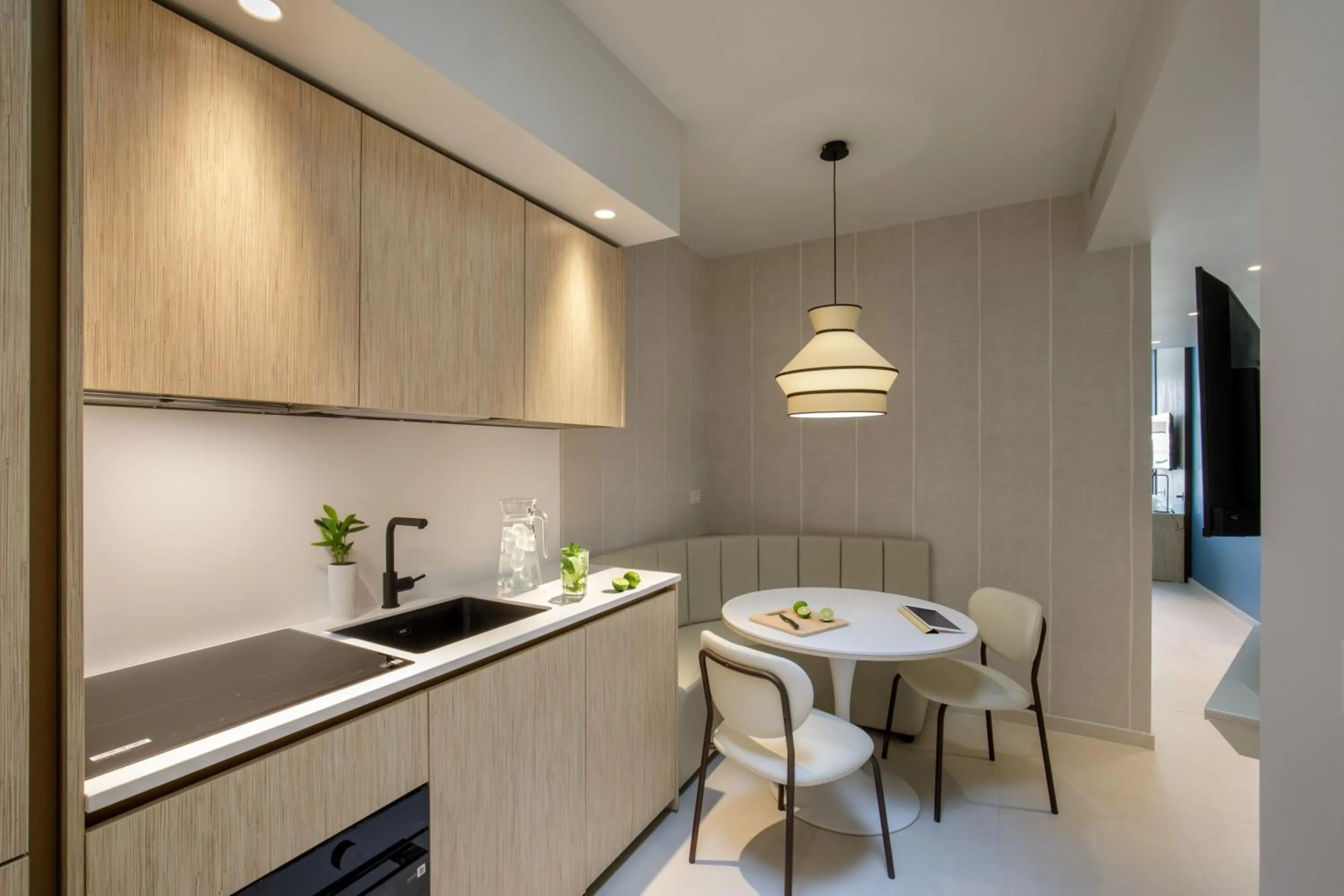 Kitchen or kitchenette in Ambasciatori Suite Hotel