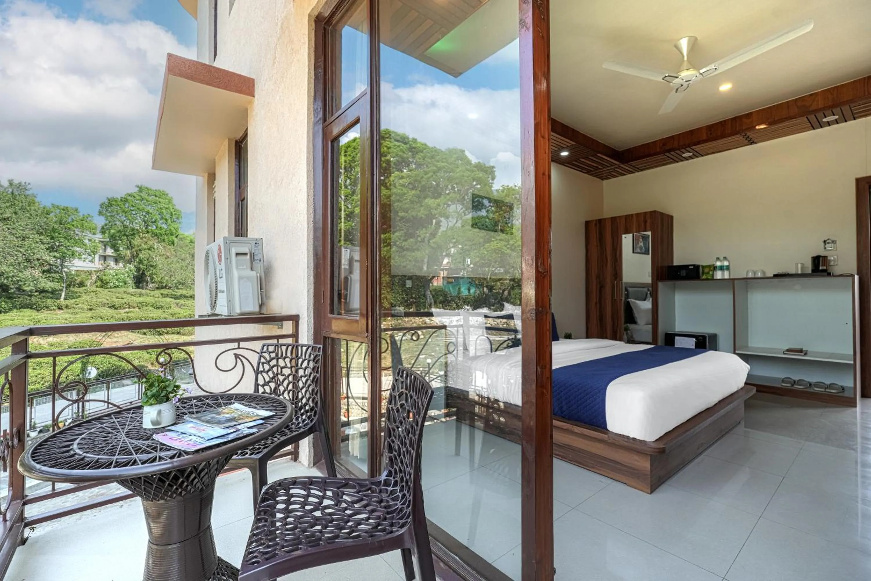 Bedroom, Bed in Appas Hotel