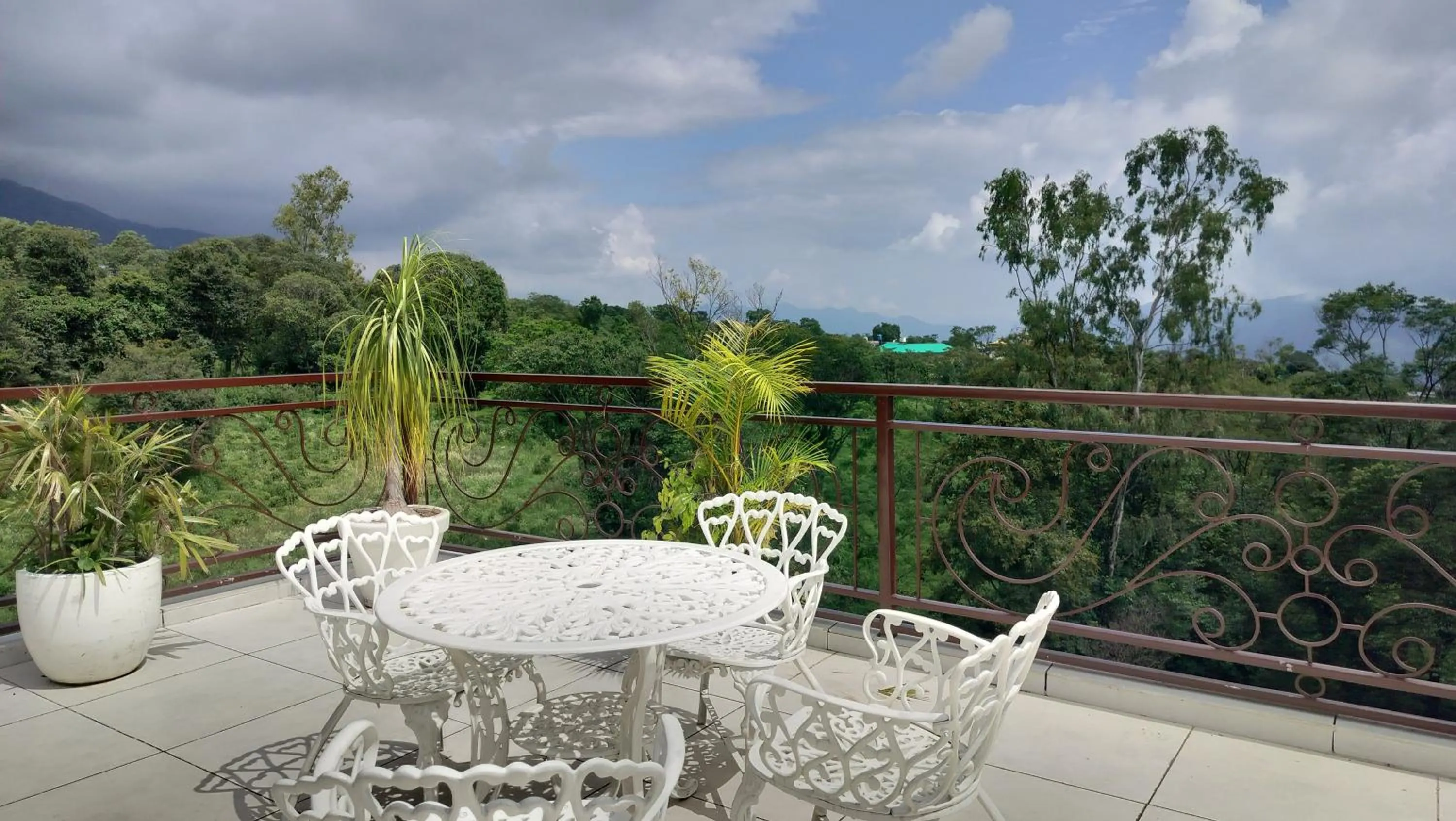 Patio in Appas Hotel