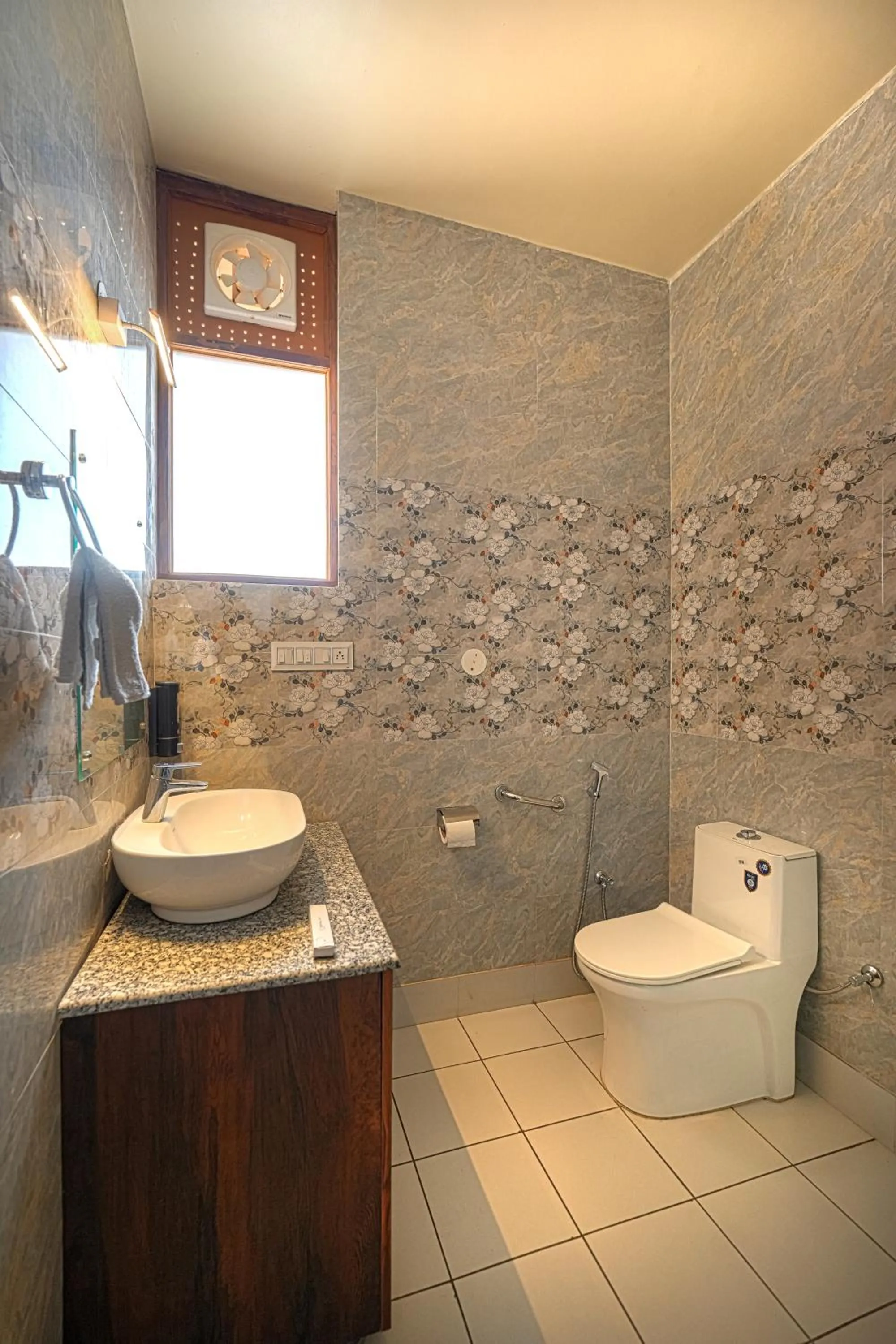 Bathroom in Appas Hotel