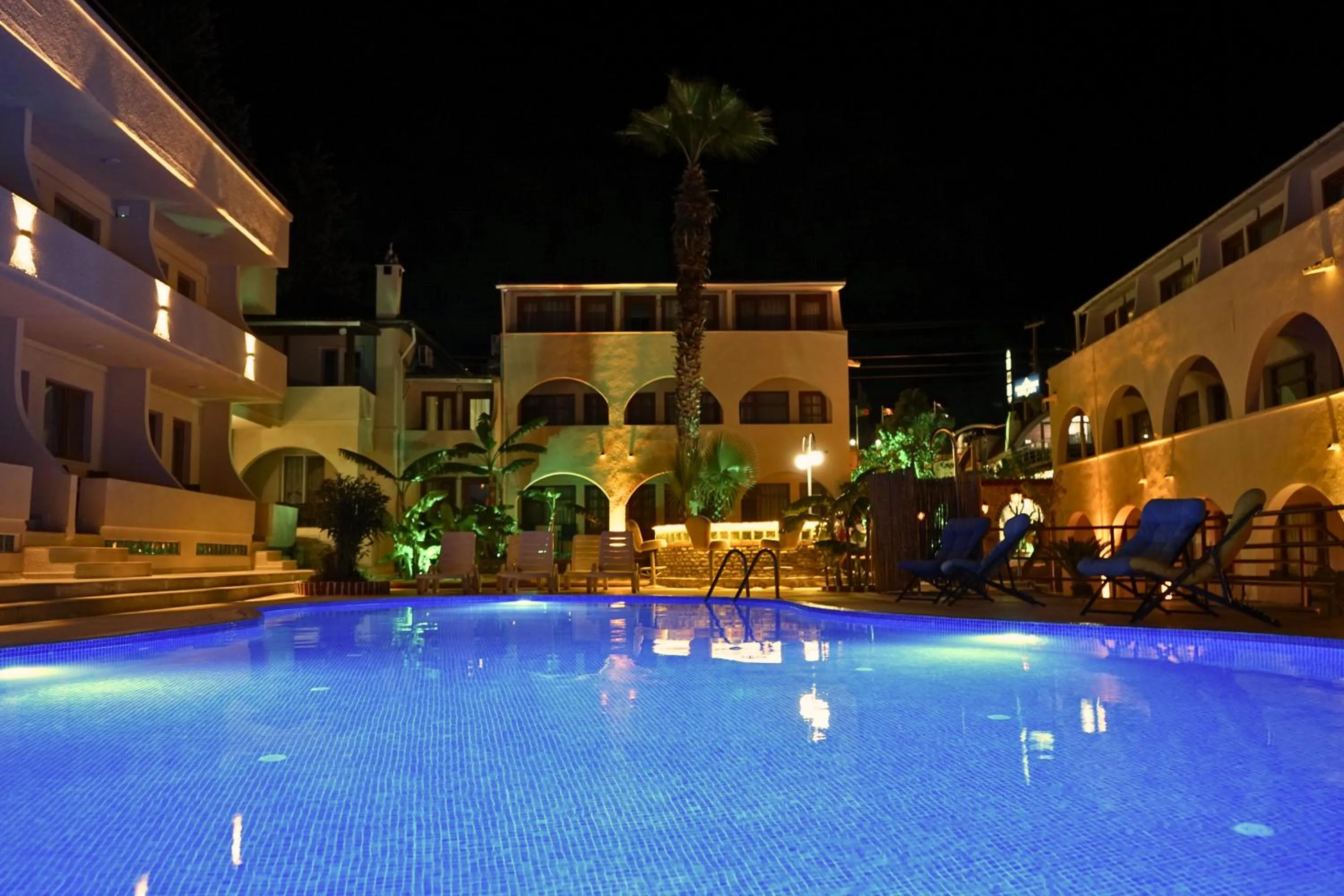 Pool view in Oscar Seaside Hotel & Spa