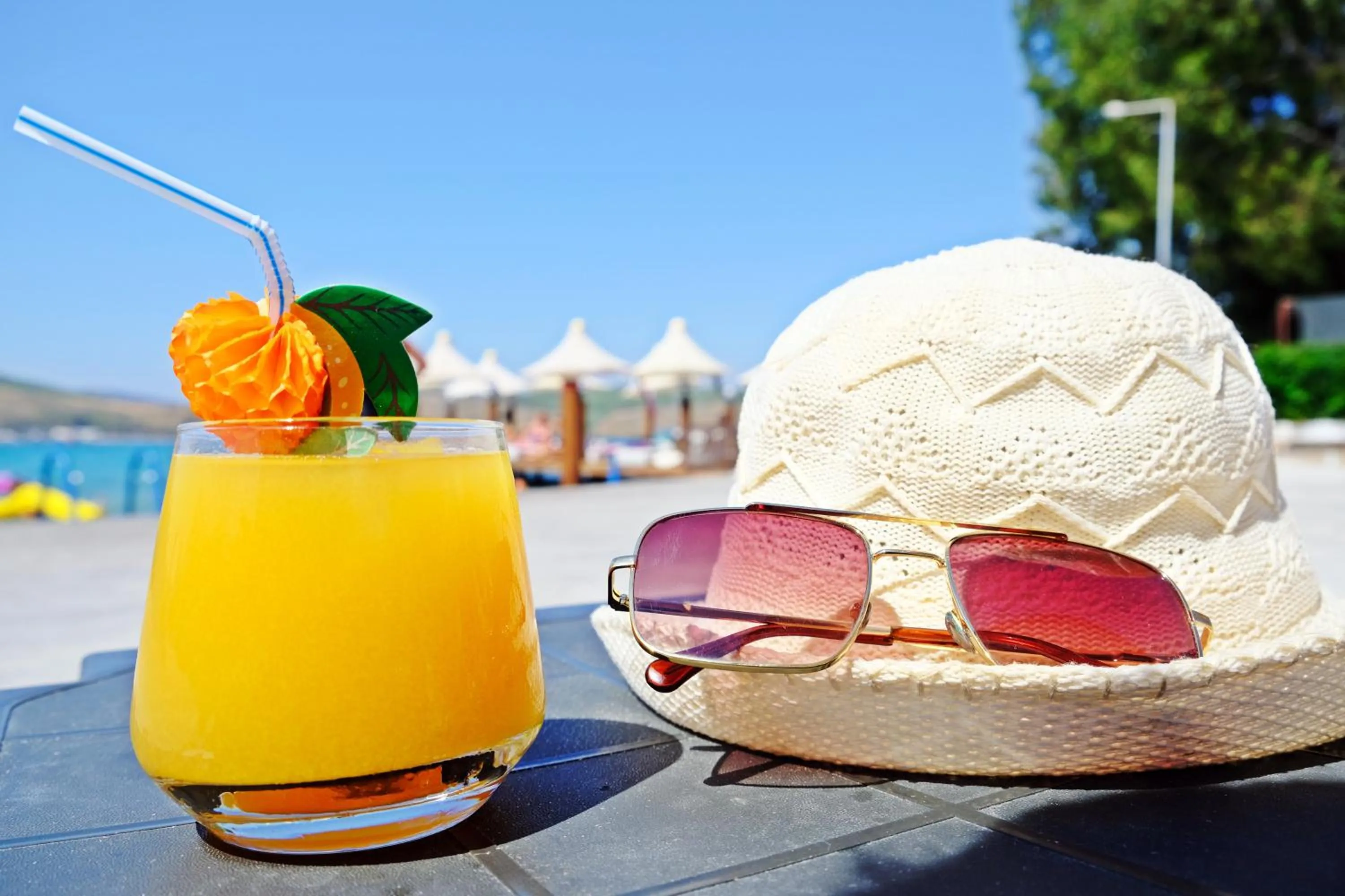 Food and drinks in Oscar Seaside Hotel & Spa