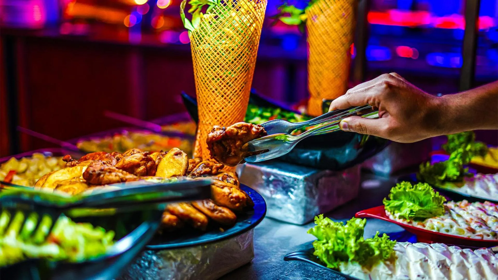 Food and drinks in Oscar Seaside Hotel & Spa