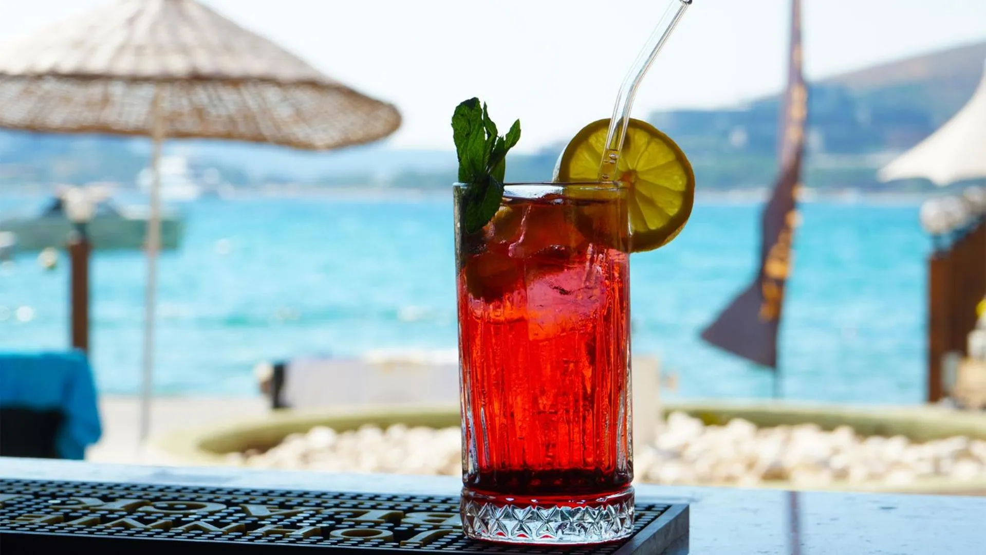 Food and drinks in Oscar Seaside Hotel & Spa