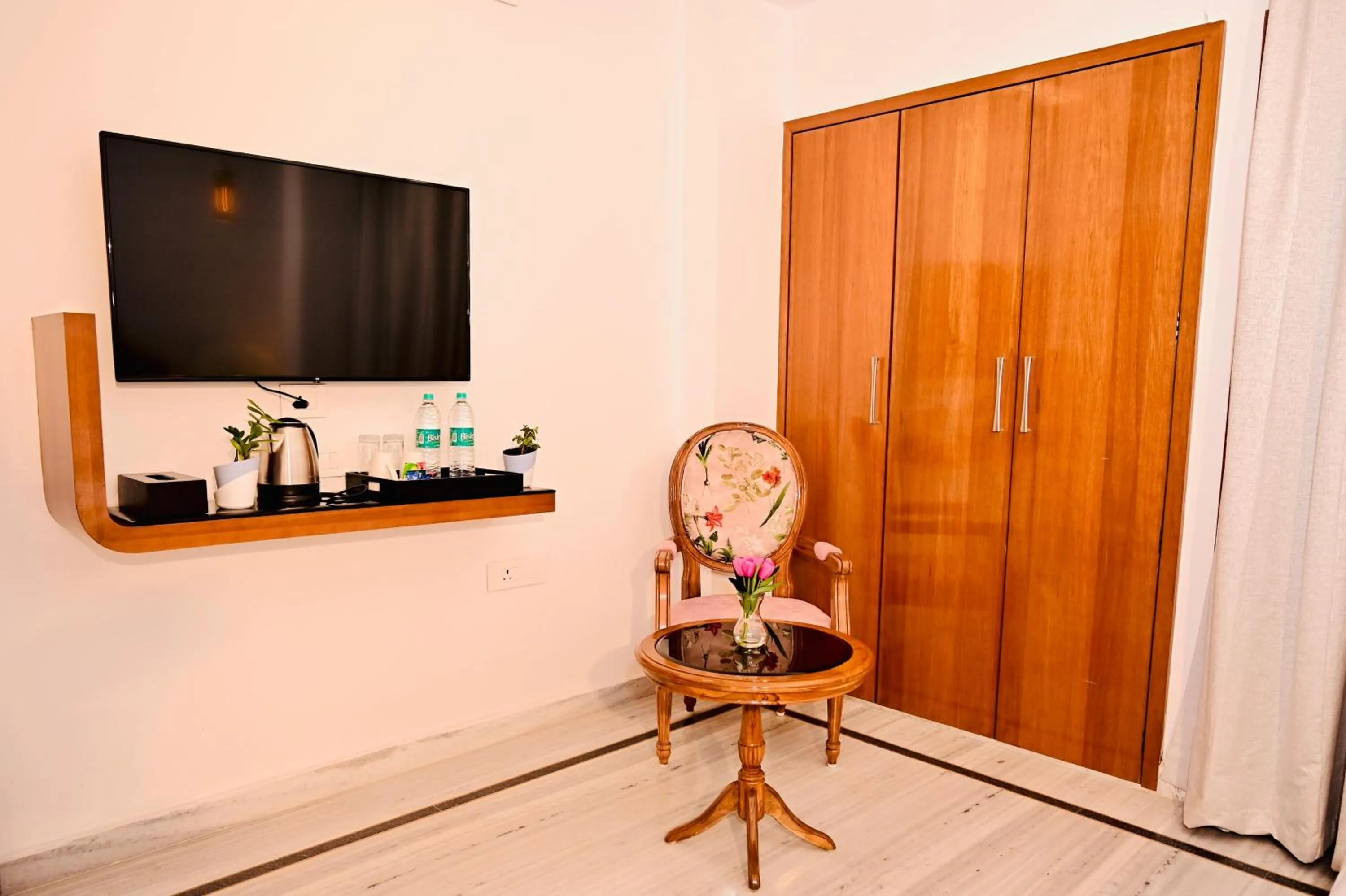 TV and multimedia in The Mohua - A Boutique Hotel