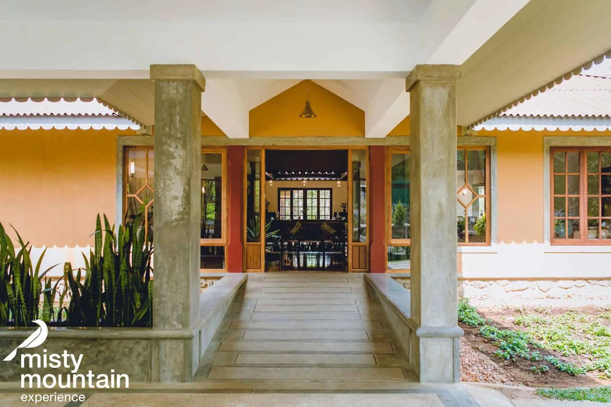 Restaurant/places to eat in Misty Mountain Experience