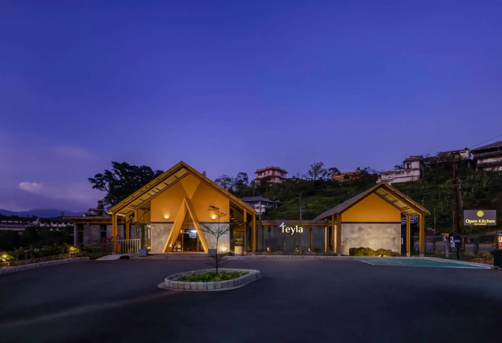 Restaurant/places to eat in Misty Mountain Experience