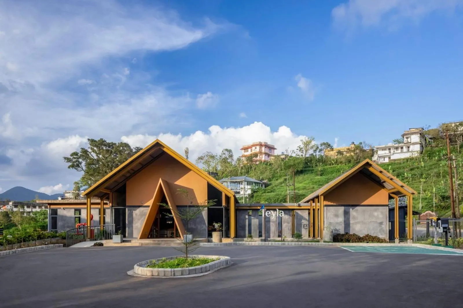 Restaurant/places to eat in Misty Mountain Experience