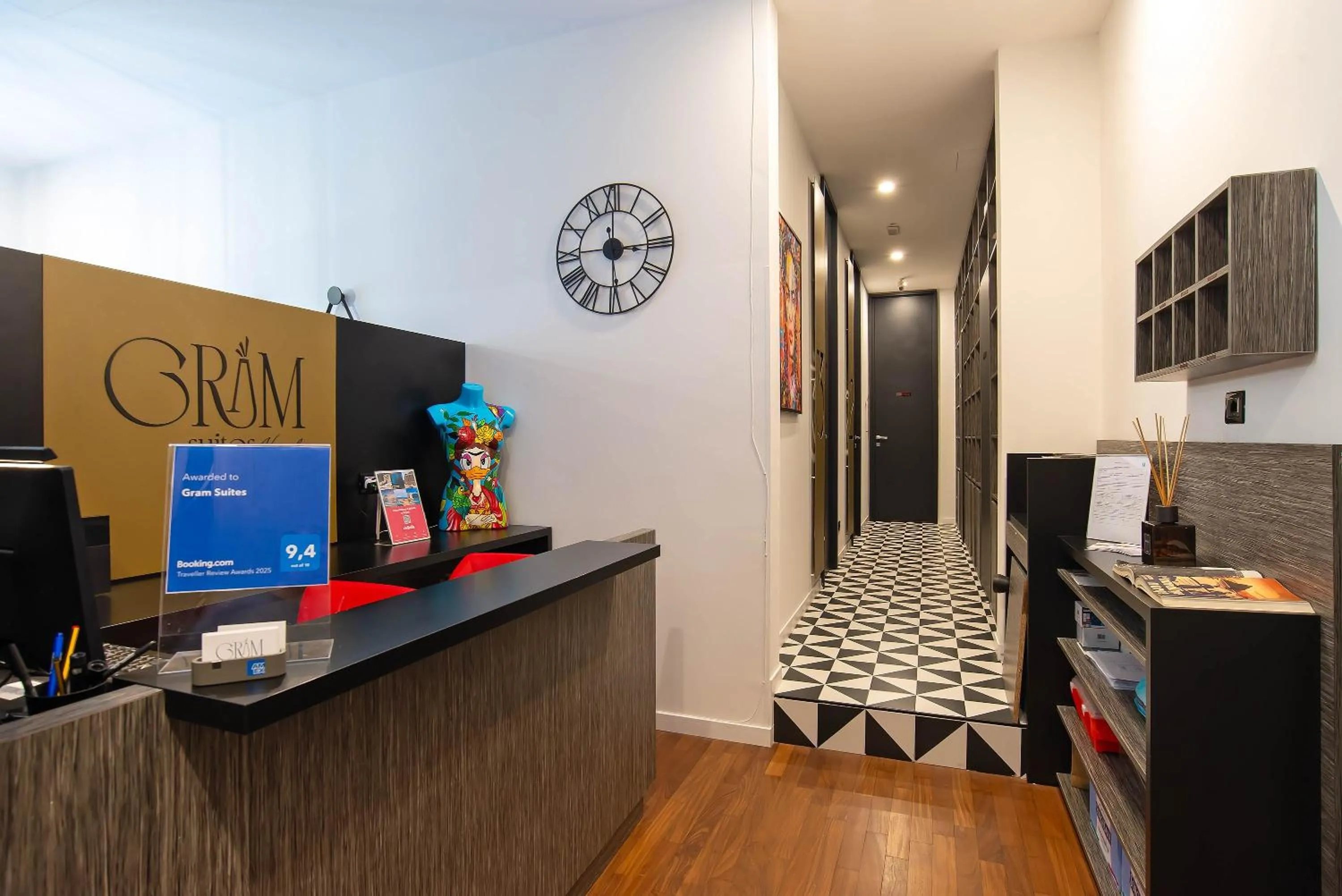 Lobby or reception in Gram Suites