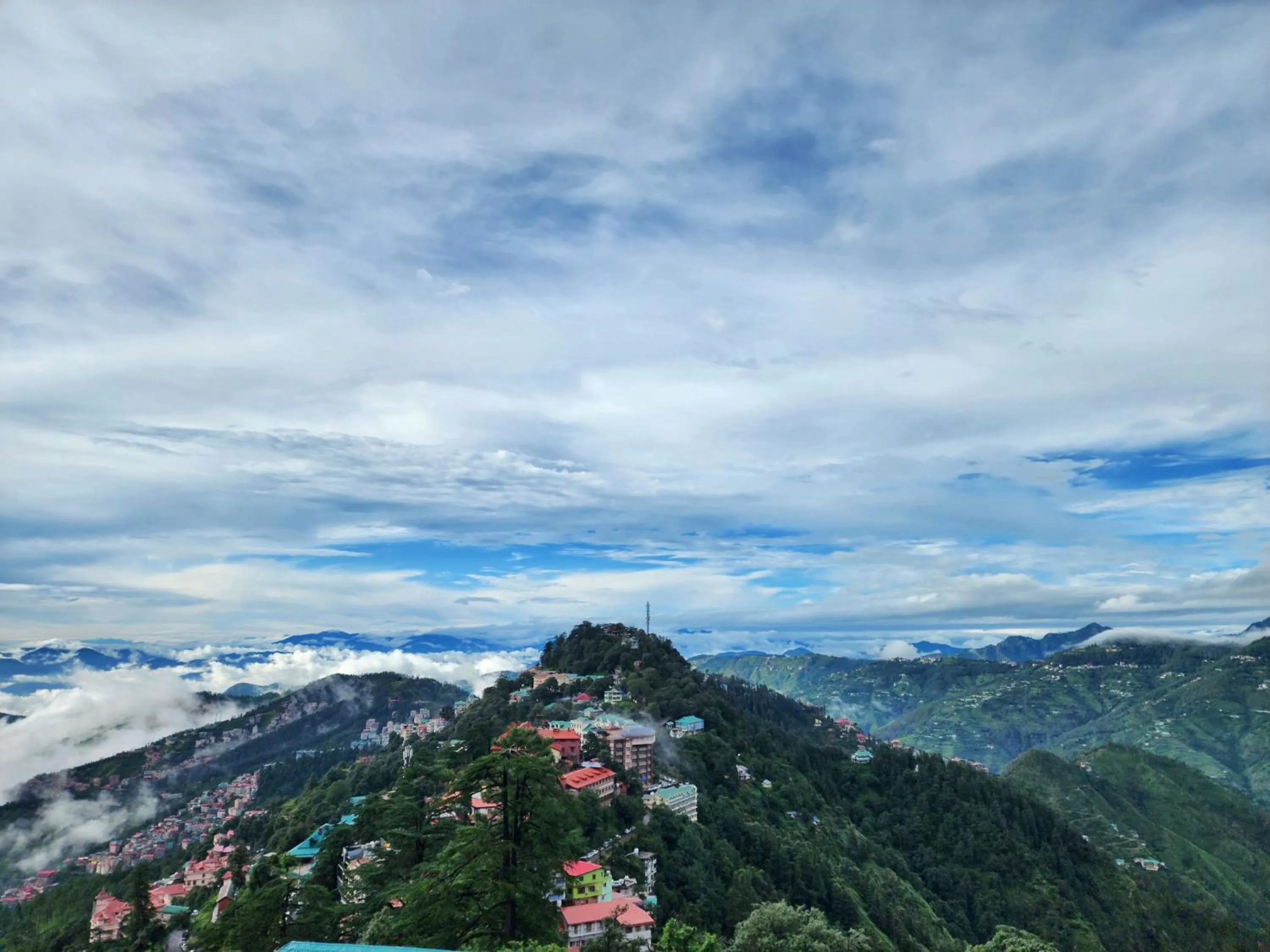 The Ashoka Inn 300mts walkable from Mall Road