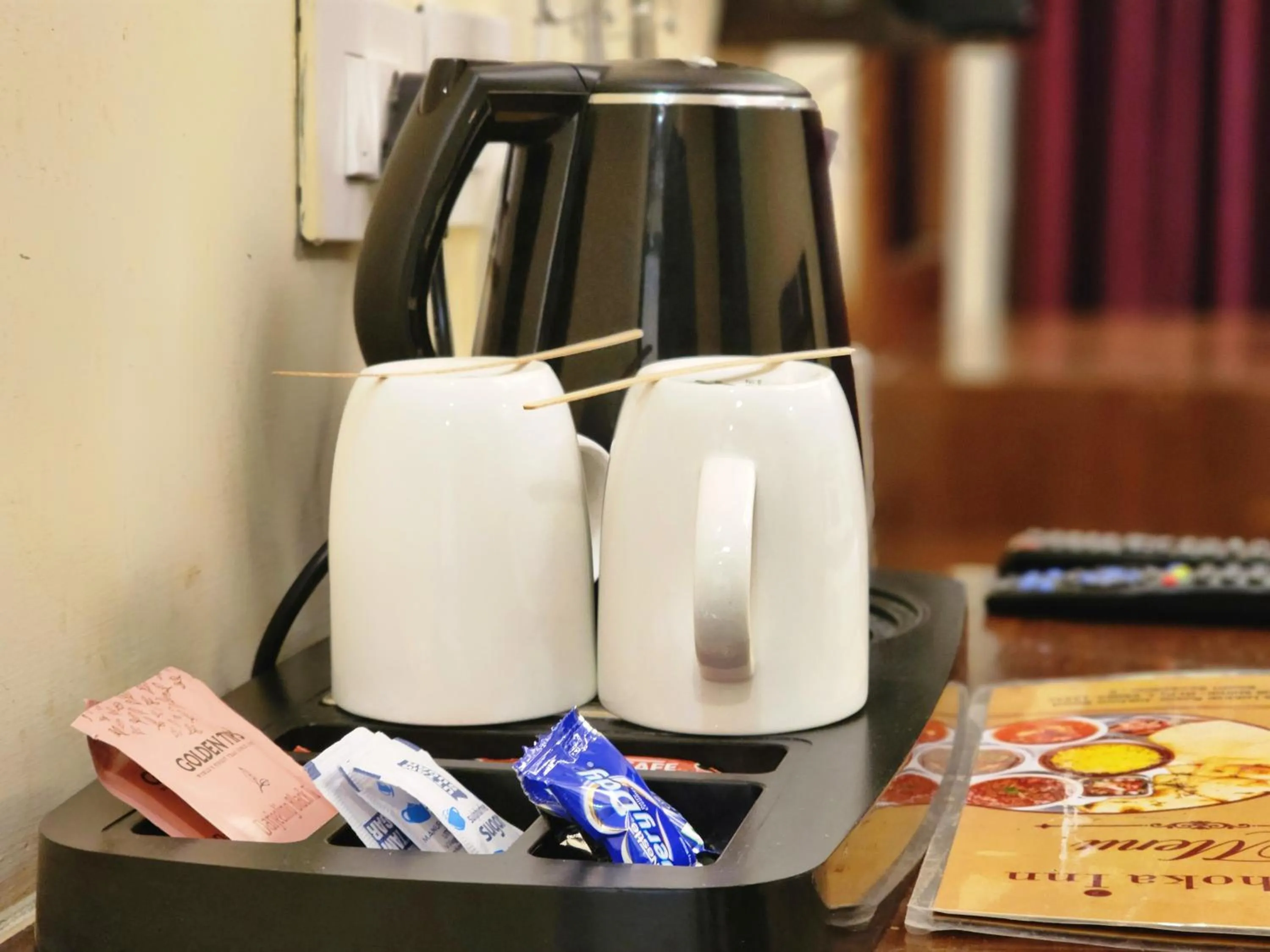 The Ashoka Inn 300mts walkable from Mall Road